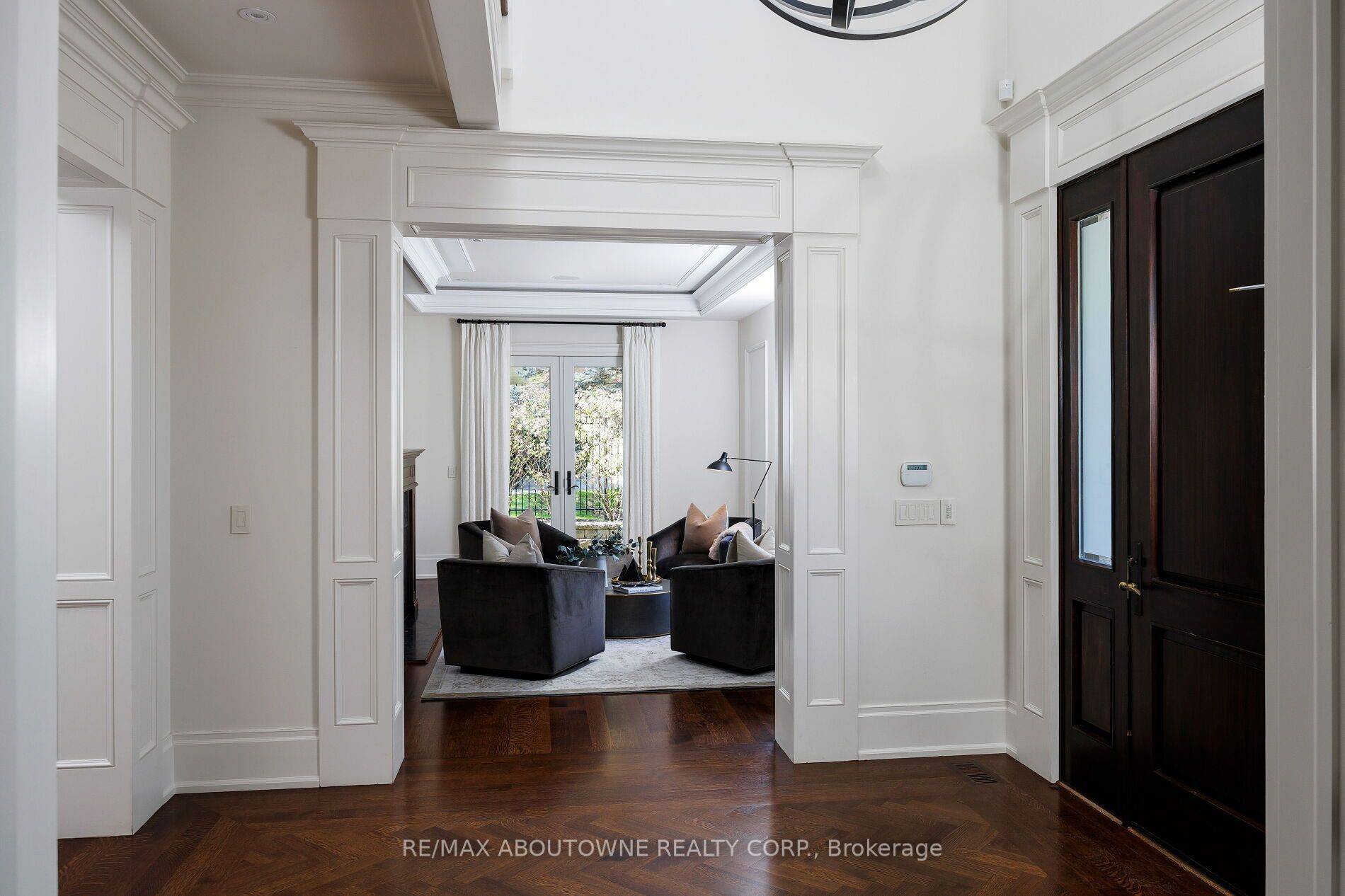 Oakville, ON L6J 4B6,64 Brentwood RD