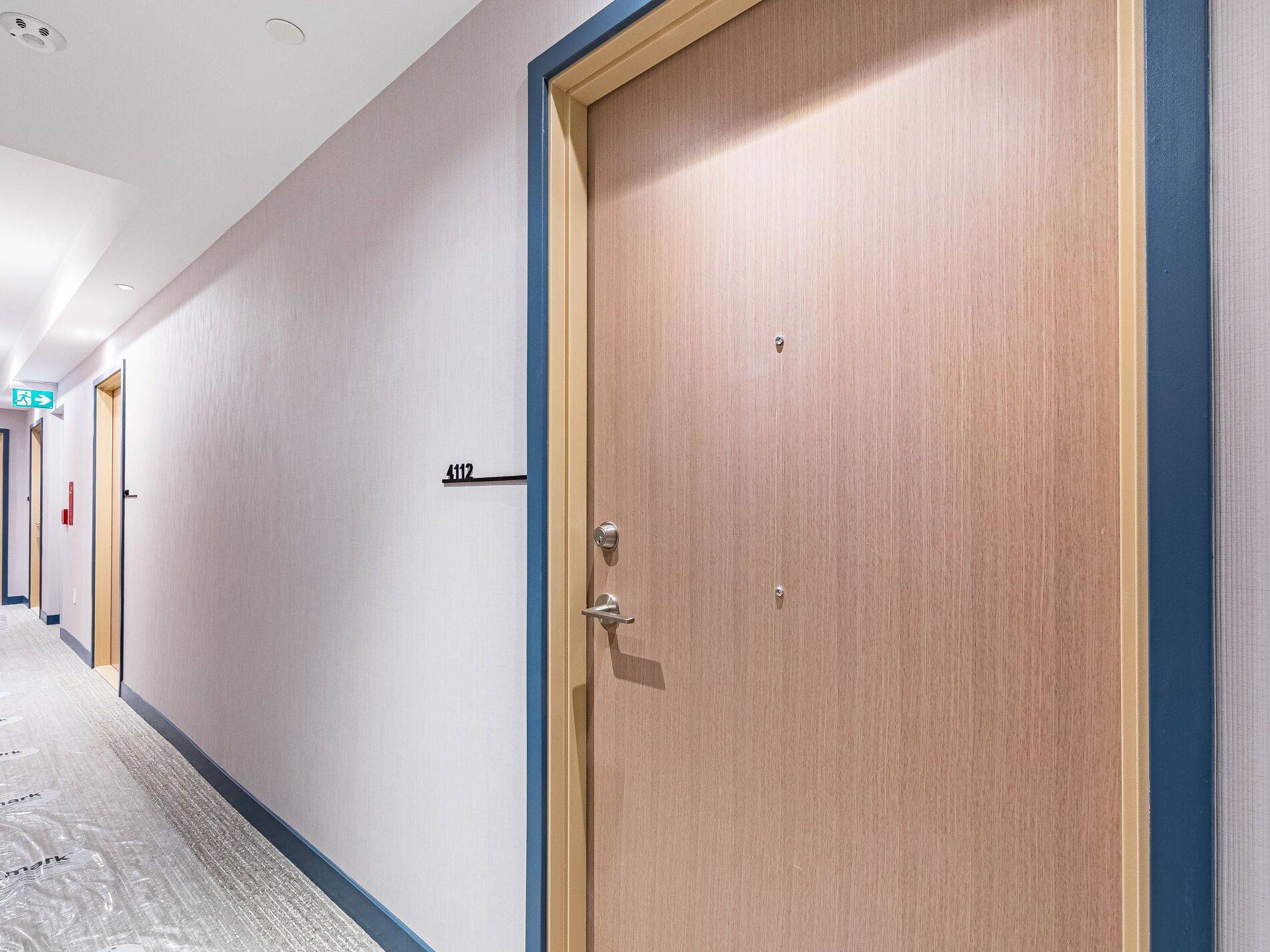 Mississauga, ON L5B 0C6,395 Square One DR #4112