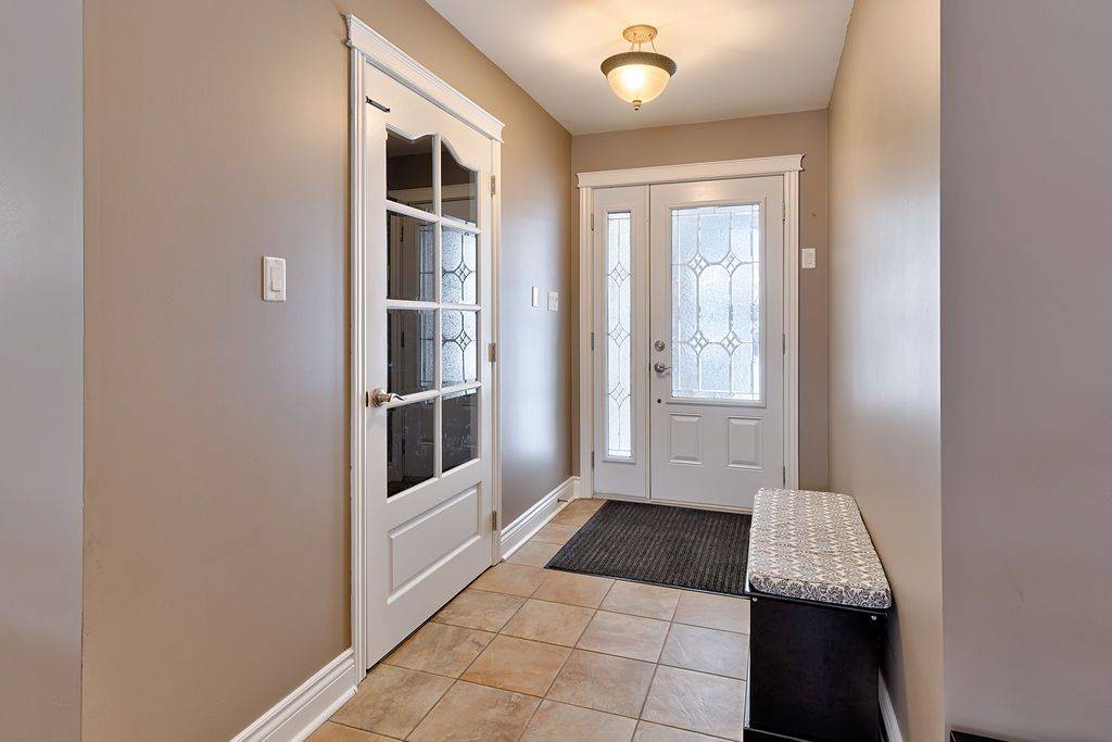 Petawawa, ON K8H 0B2,2023 Sandstone CRES N