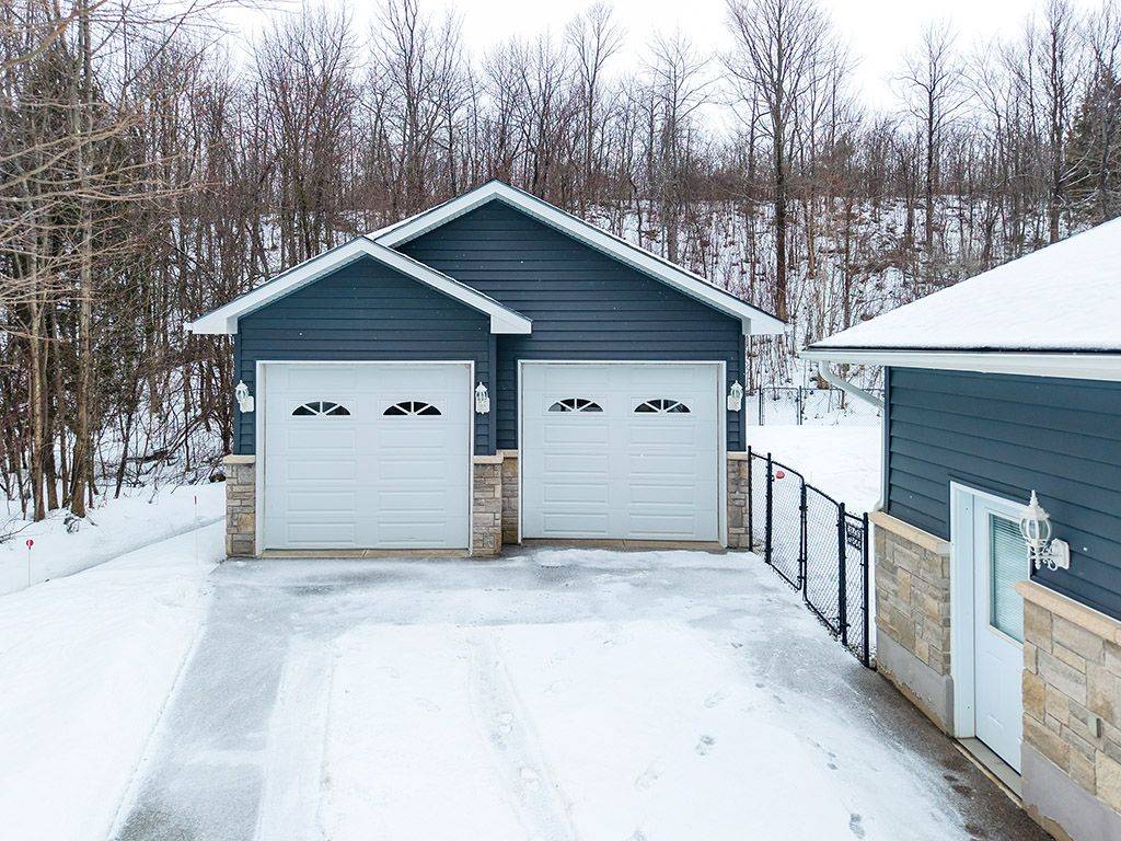 Georgian Bluffs, ON N0H 2T0,505396 Grey Road 1 RD