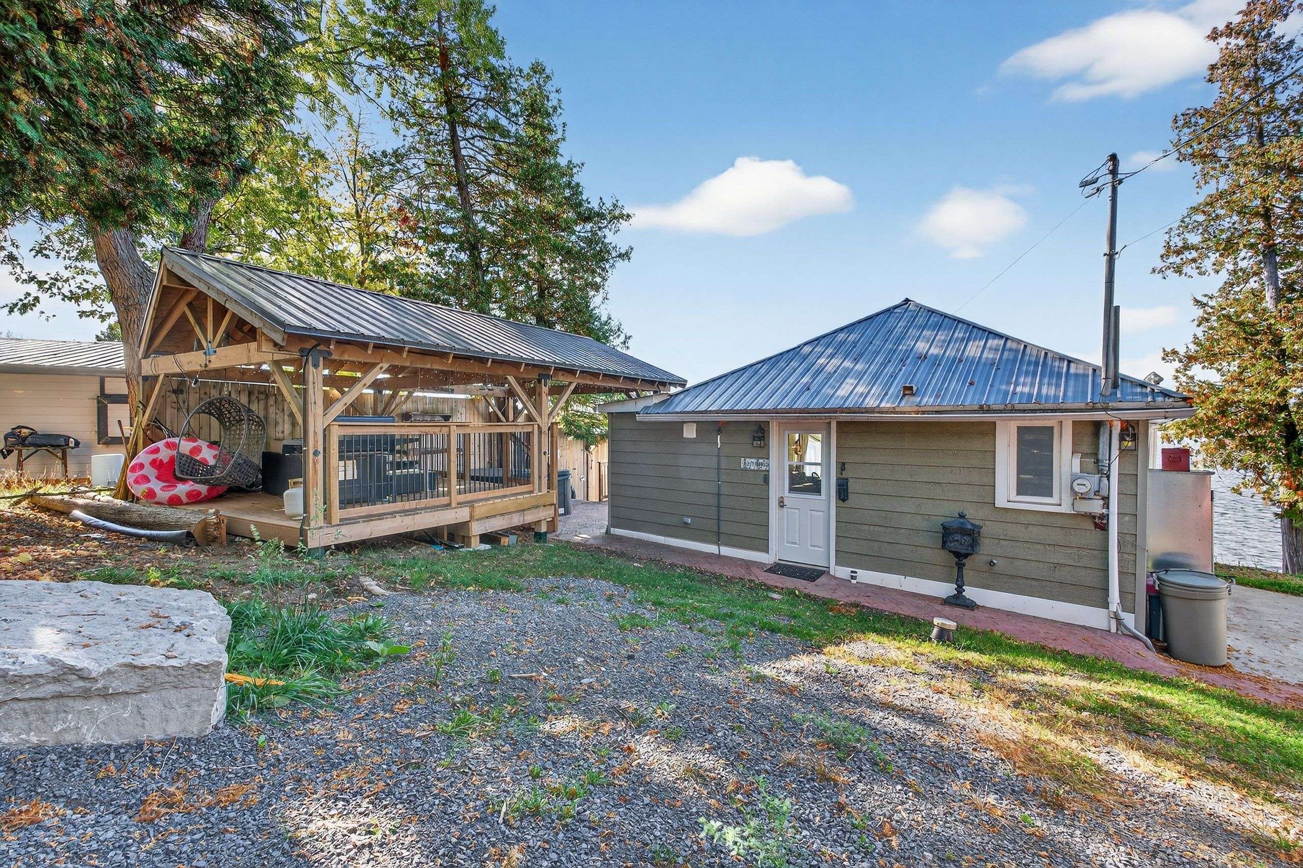 Stone Mills, ON K0K 3G0,19 Cherry LN