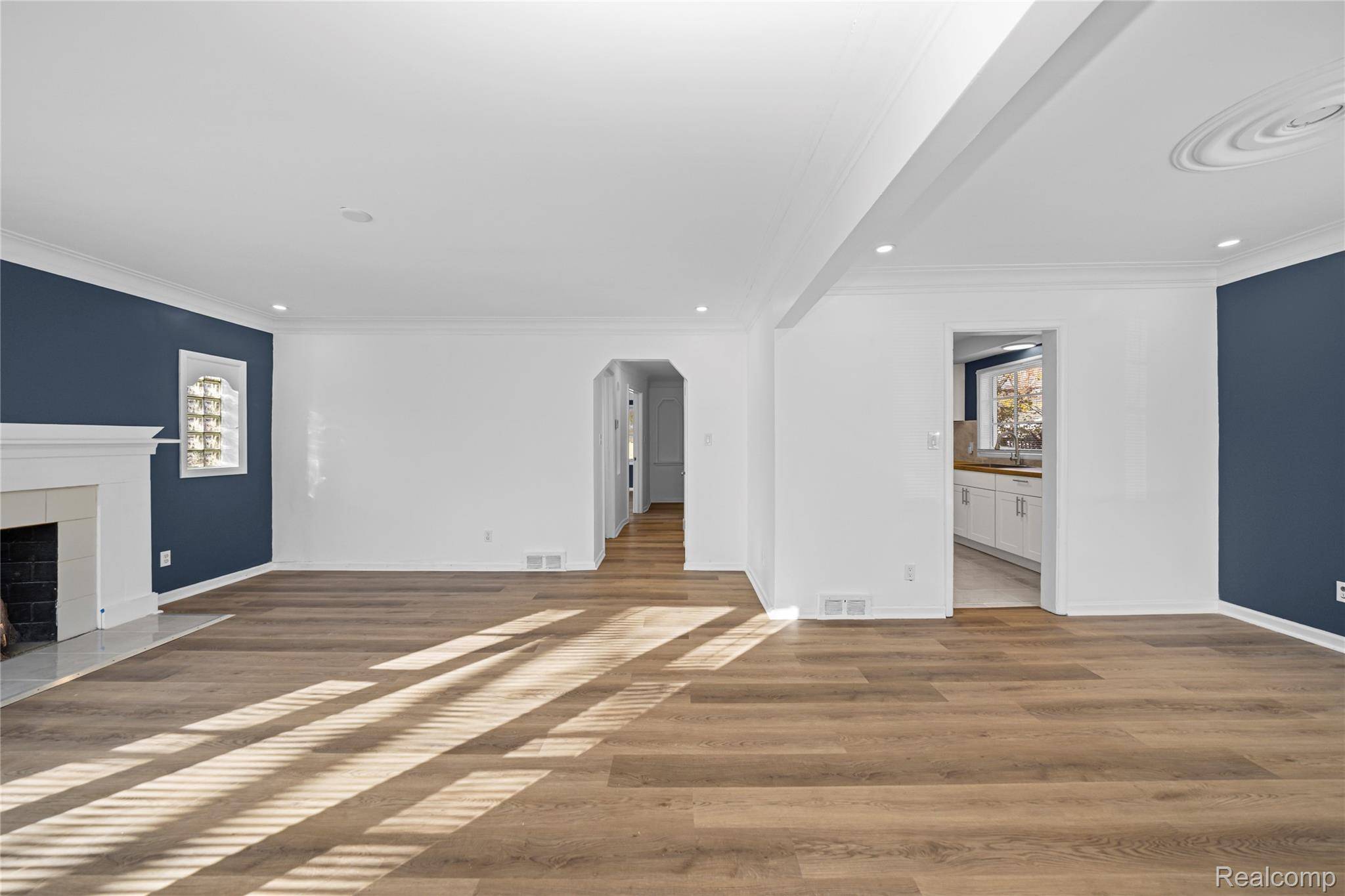 Detroit, MI 48224,11859 Laing ST