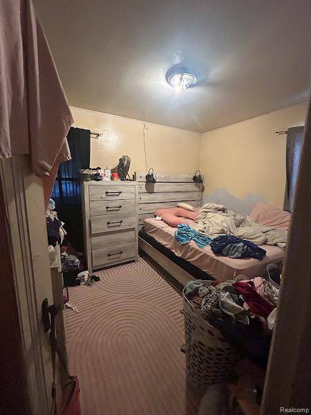 Detroit, MI 48219,16562 Bramell ST