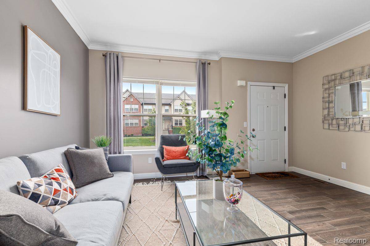 Utica, MI 48315,11650 Weingartz West