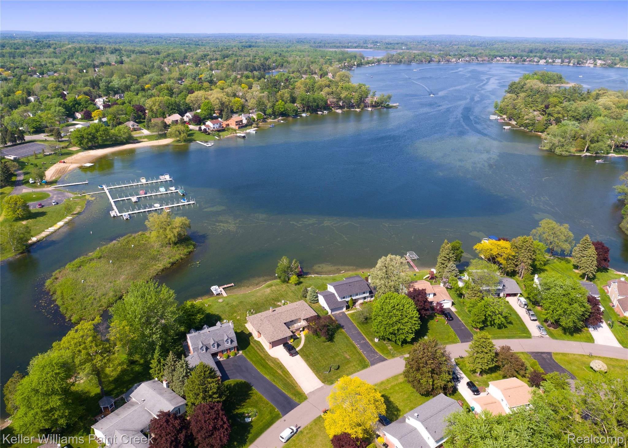 Lake Orion, MI 48360,2790 Wareing DR