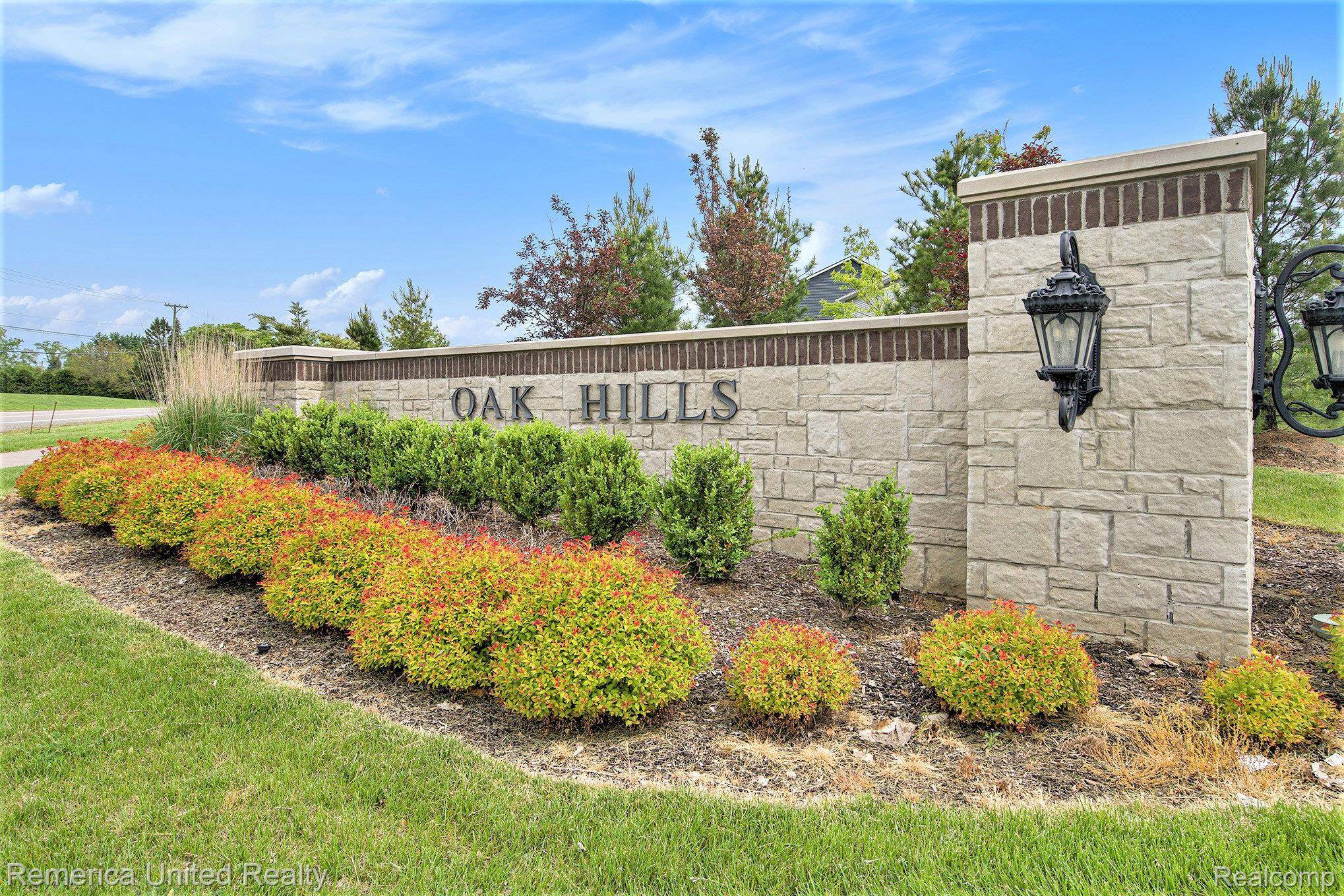 Commerce Twp, MI 48382,2670 IRONTON DR