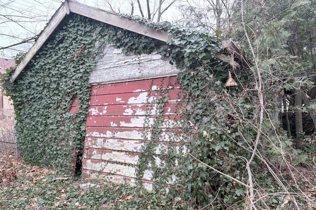 Detroit, MI 48204,11714 Kentucky ST