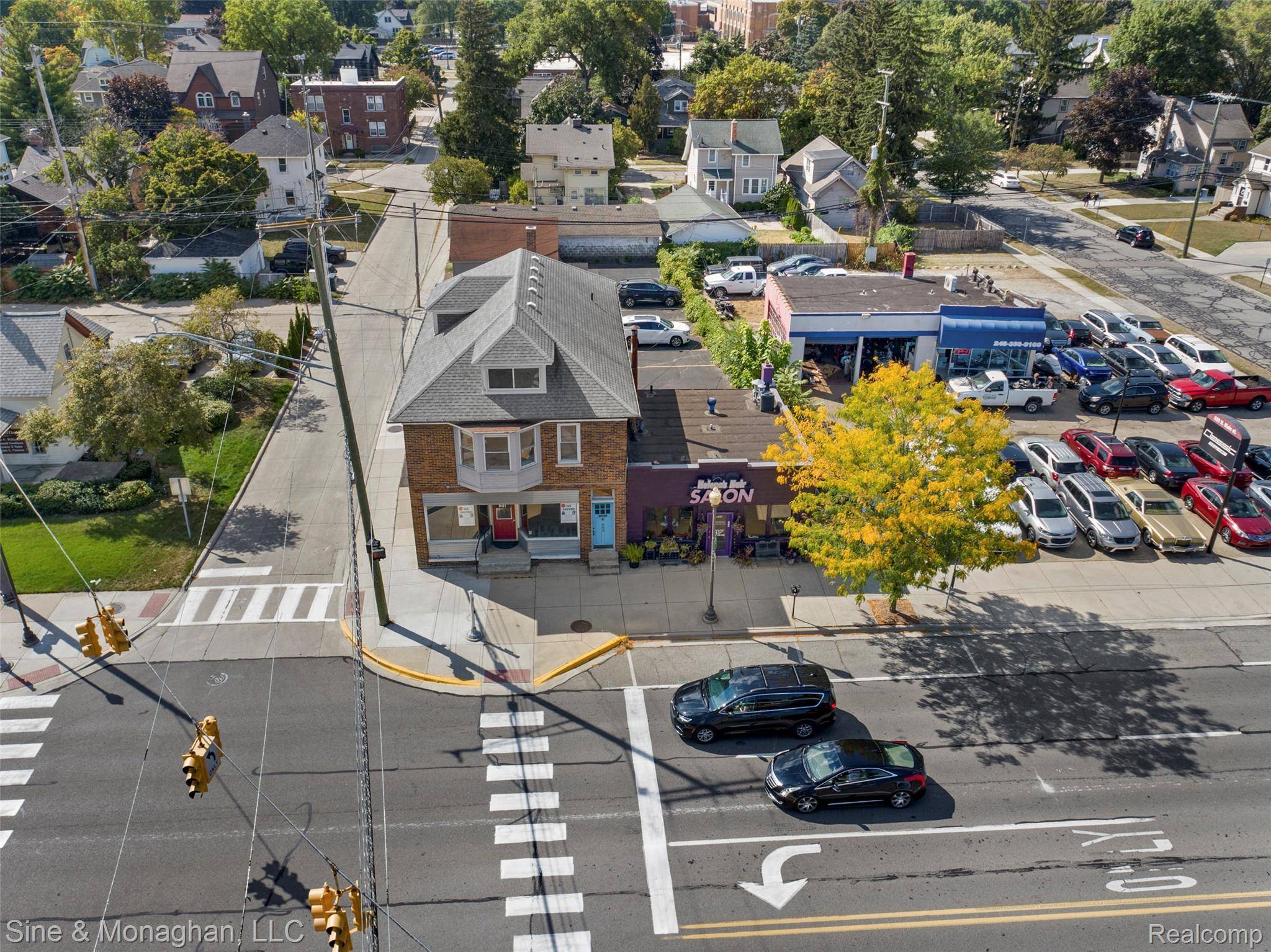 Royal Oak, MI 48067,601 N Main ST