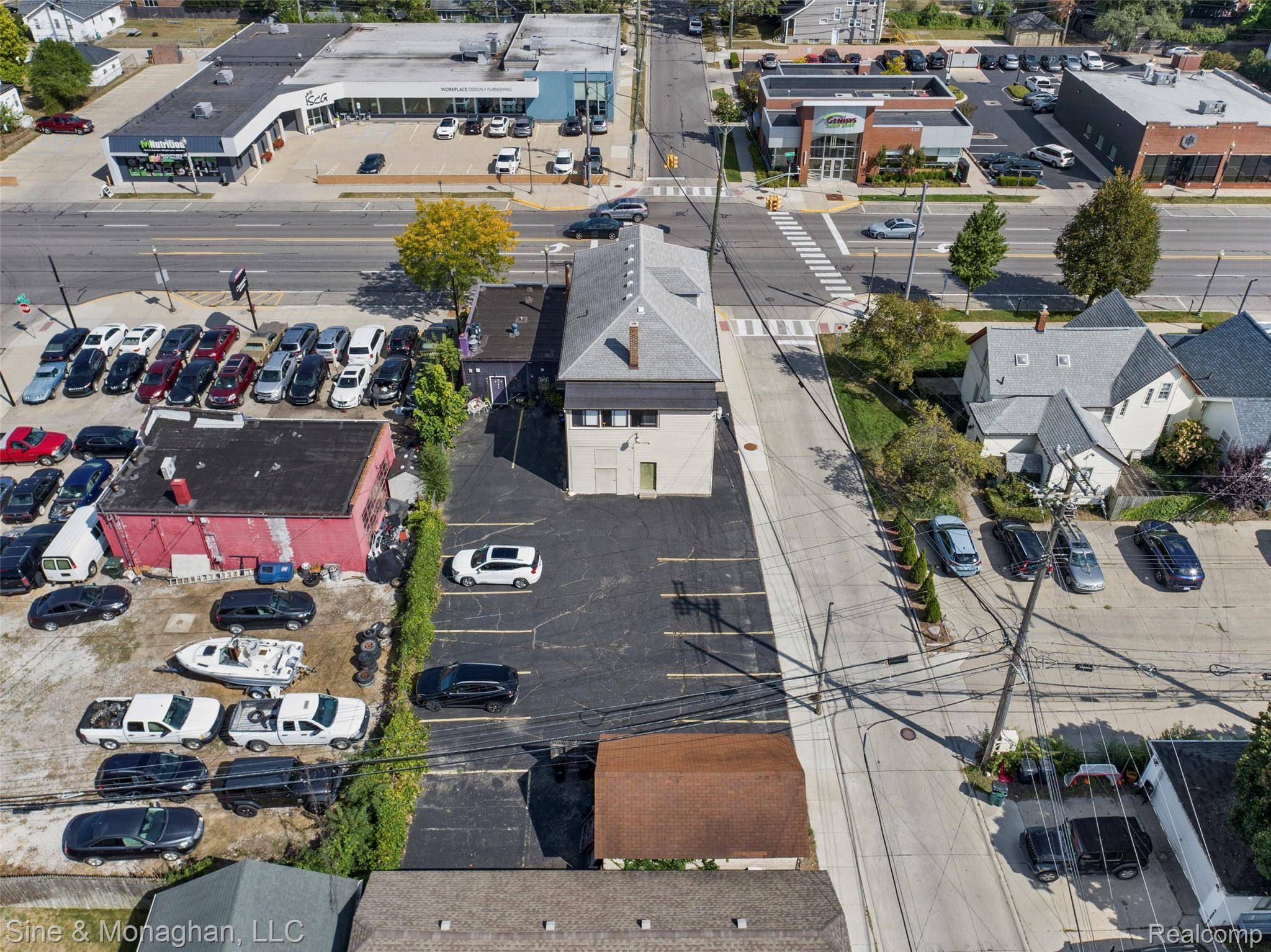 Royal Oak, MI 48067,601 N Main ST