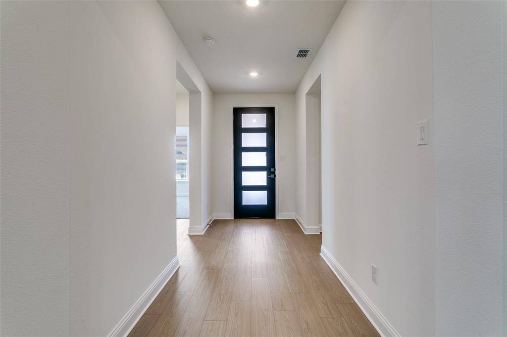 Justin, TX 76247,102 Hudson Lane