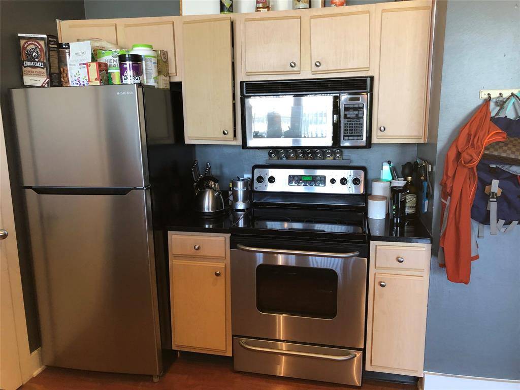 Dallas, TX 75204,2502 Live Oak Street #203