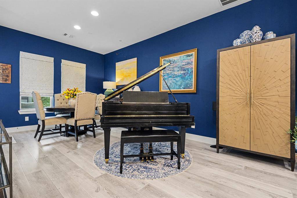 Dallas, TX 75231,7011 Mistflower Lane