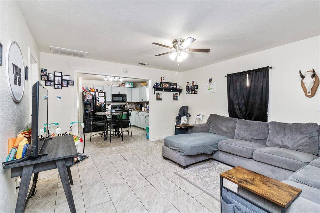 Coleman, TX 76834,512 S Nueces Street