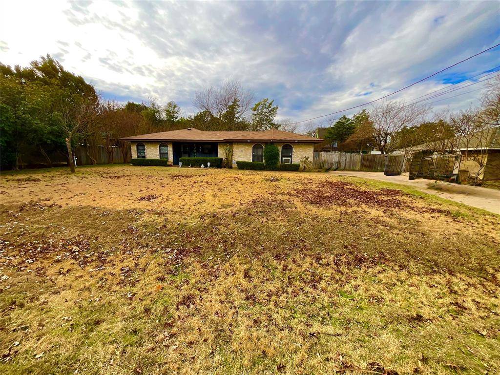 Duncanville, TX 75116,215 N Casa Grande Circle