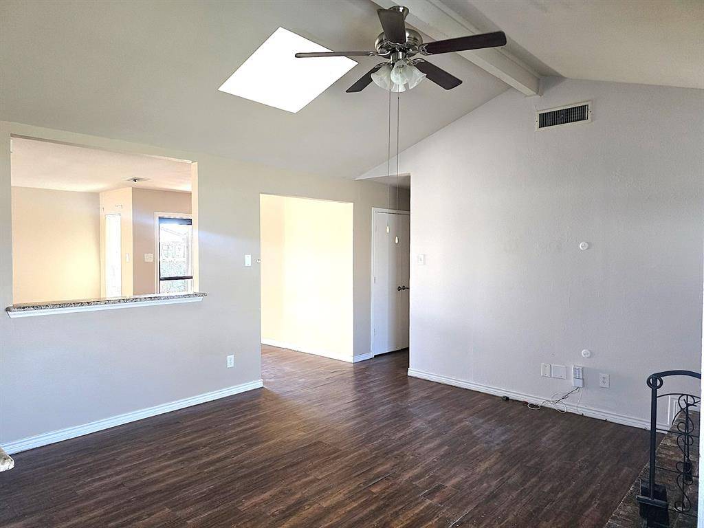 Mesquite, TX 75150,517 Via Sevilla