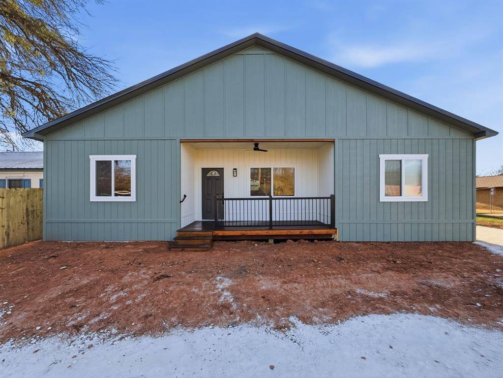 Iredell, TX 76649,310 Eastland