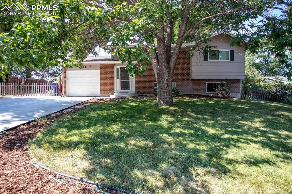 Colorado Springs, CO 80911,431 Squire ST