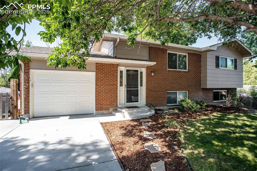 Colorado Springs, CO 80911,431 Squire ST