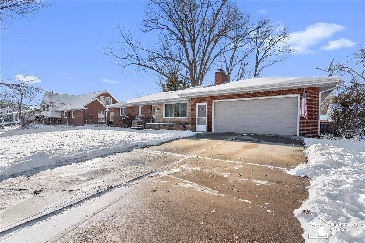 Monroe, MI 48162,1333 Riverview AVE