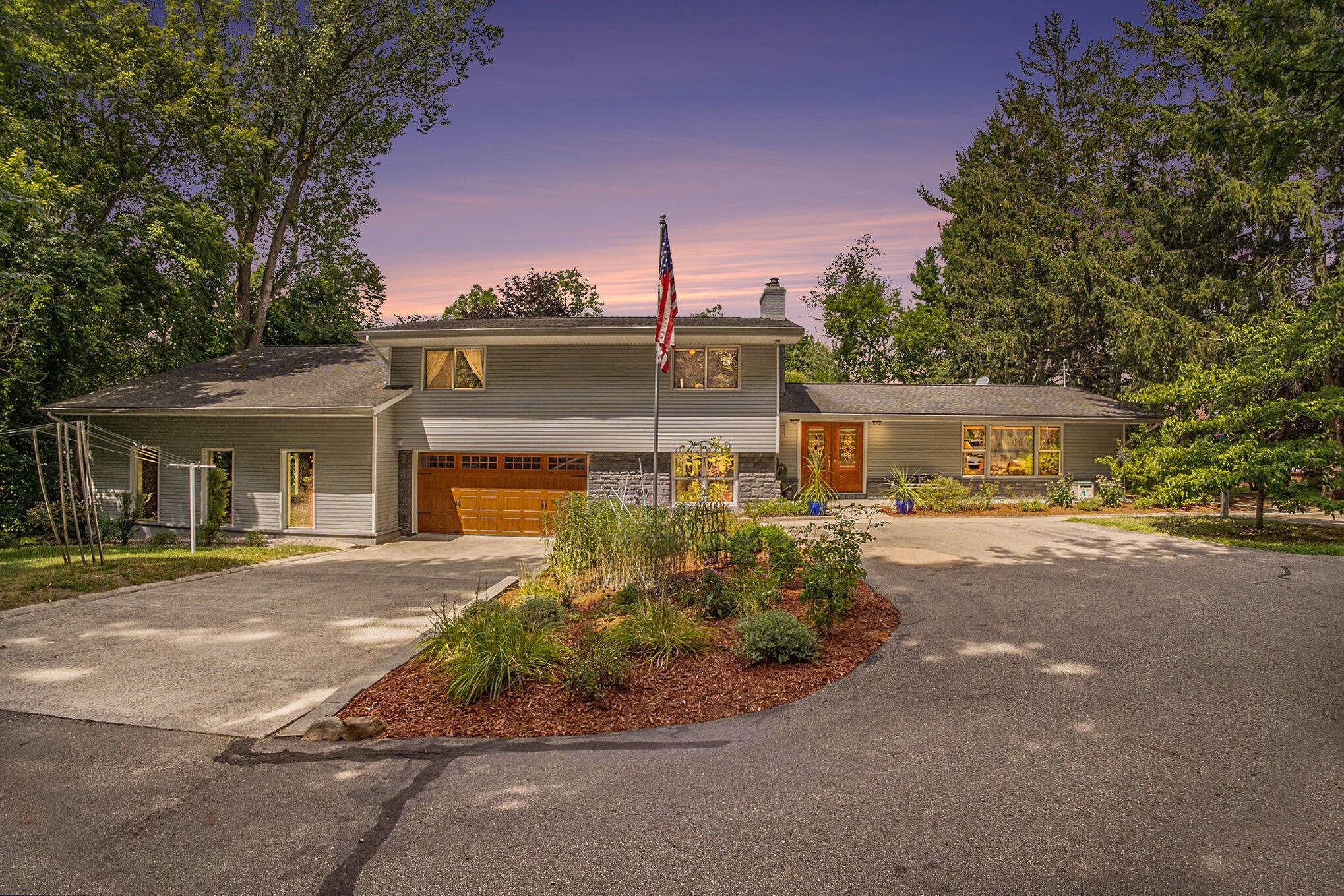 Hudsonville, MI 49426,5255 16th AVE