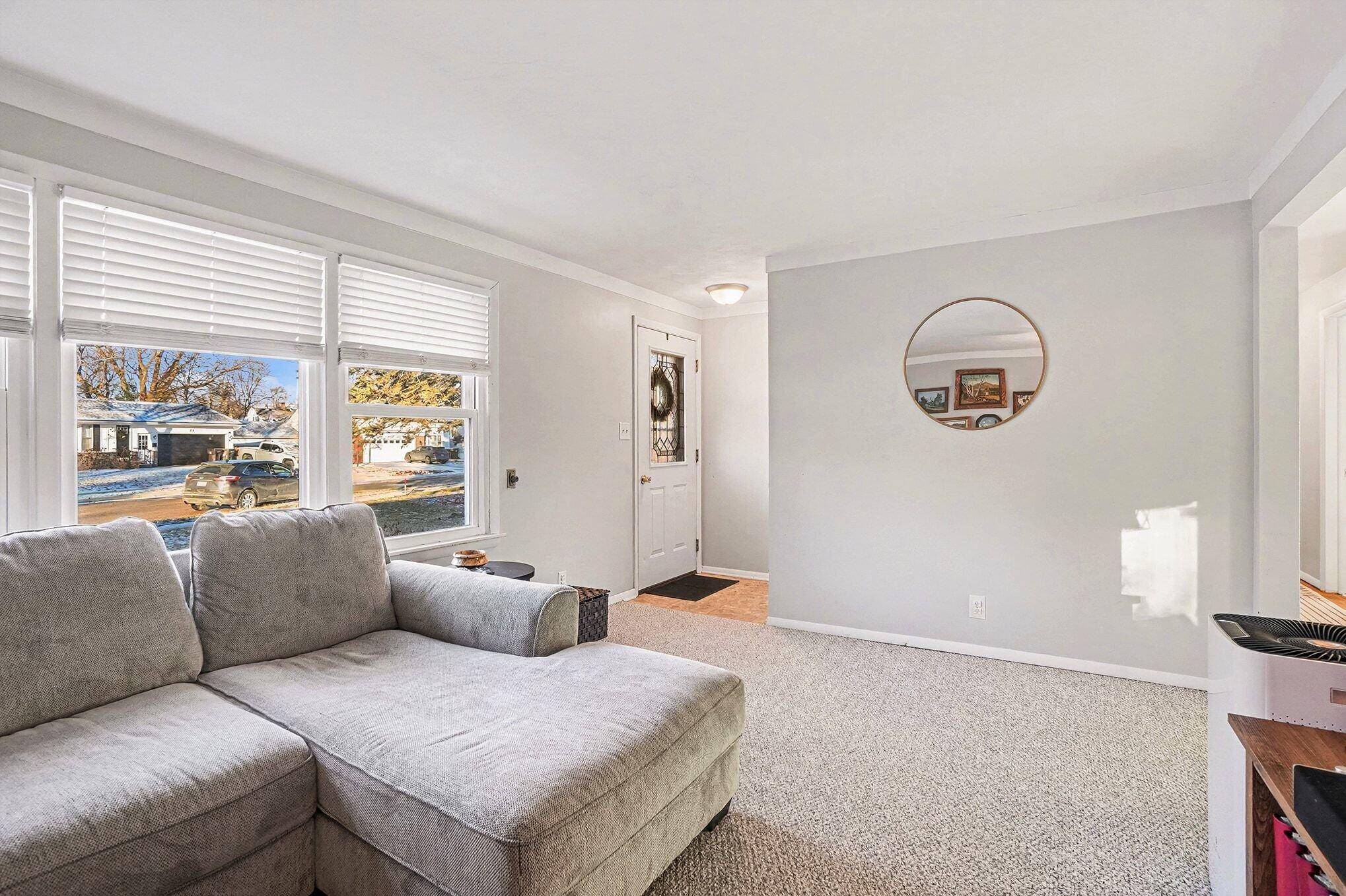 Zeeland, MI 49464,221 S Park ST