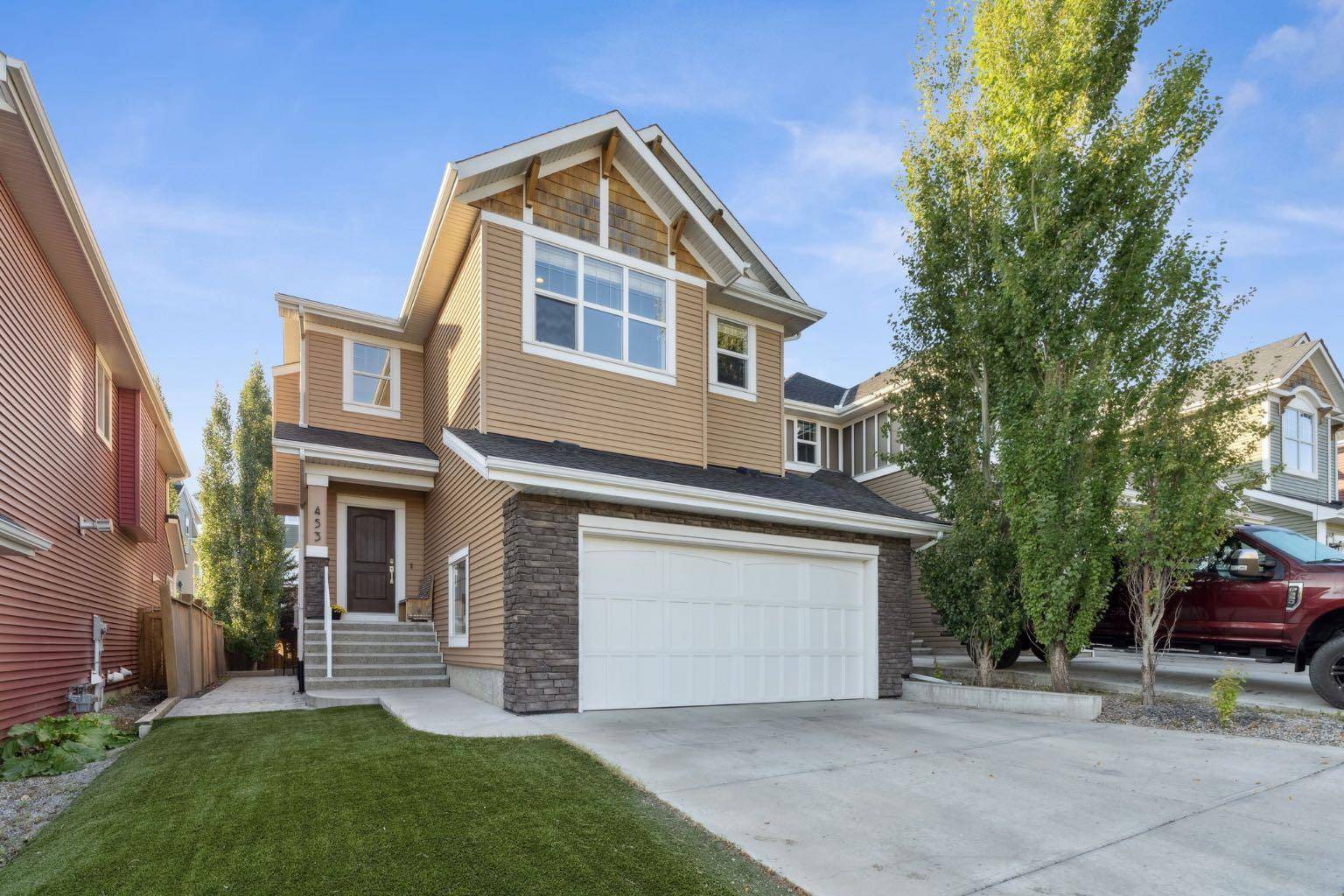 Cochrane, AB T4C 0J3,453 River Heights DR