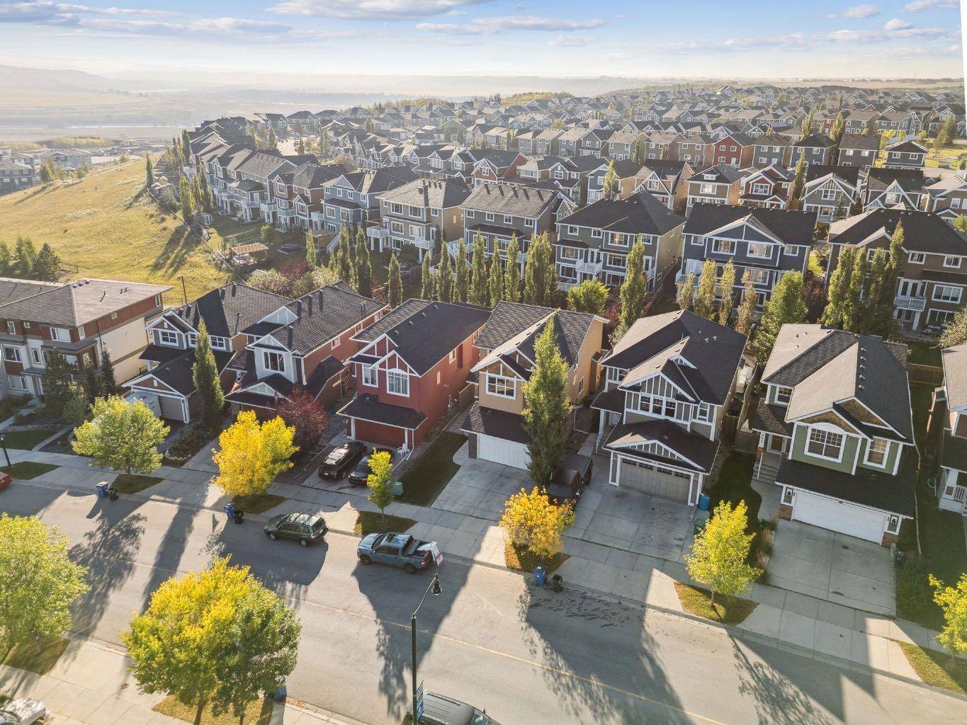 Cochrane, AB T4C 0J3,453 River Heights DR