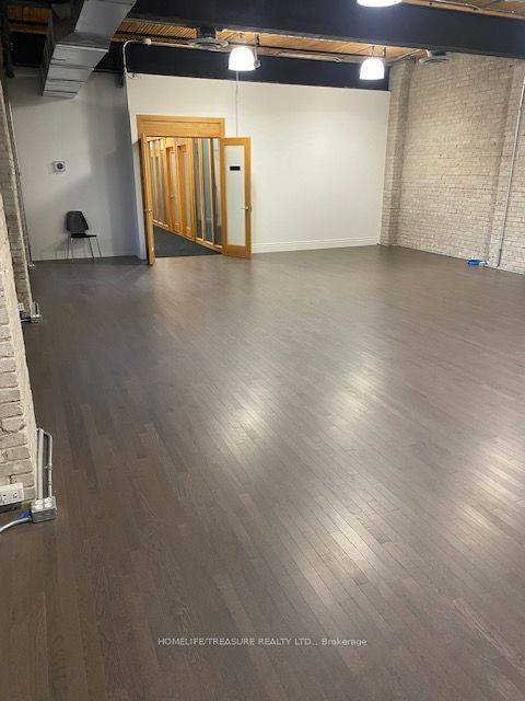 Toronto C01, ON M5V 1Z4,243 Queen ST W #3rd Flr