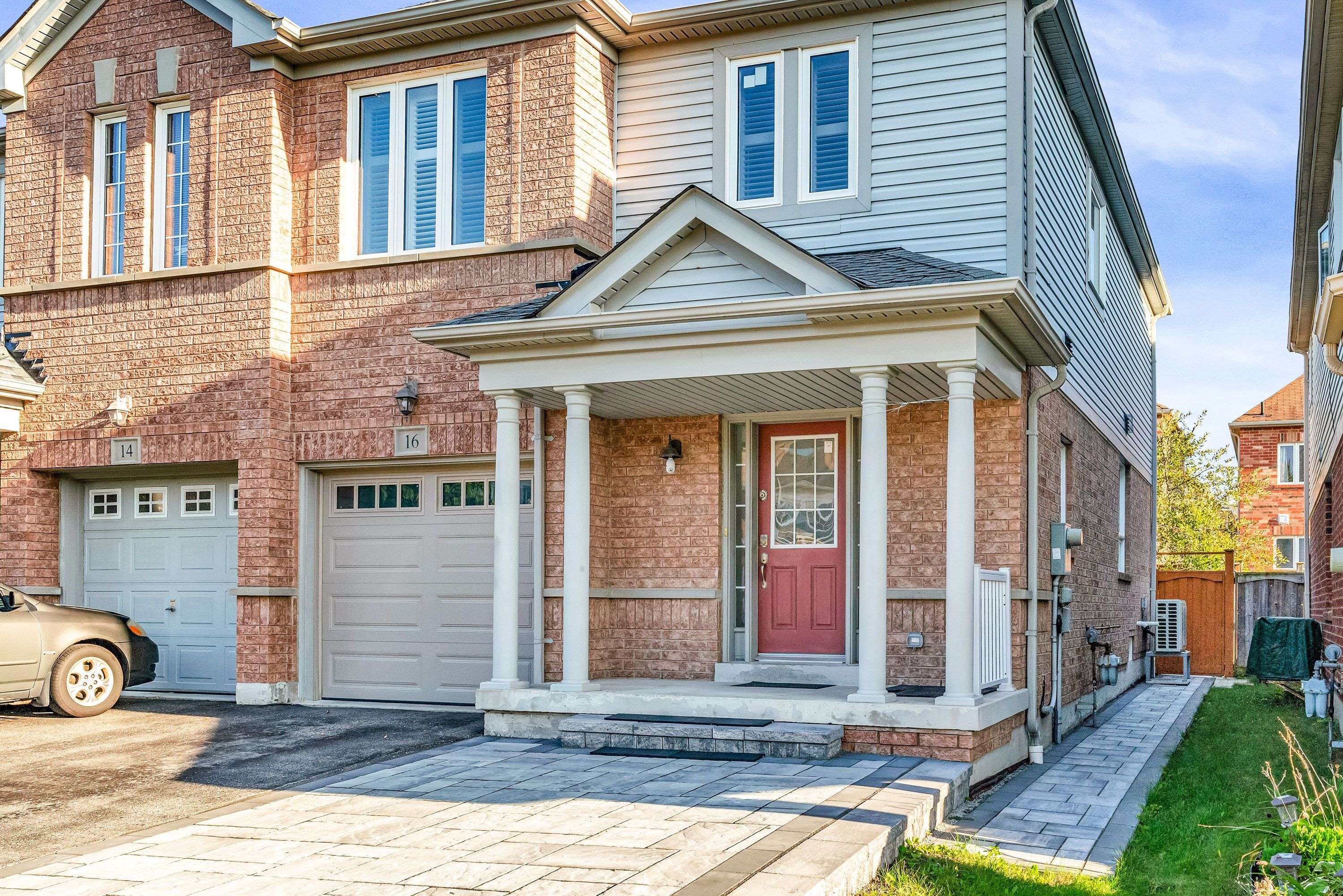 Ajax, ON L1T 0J6,16 Warnford CIR