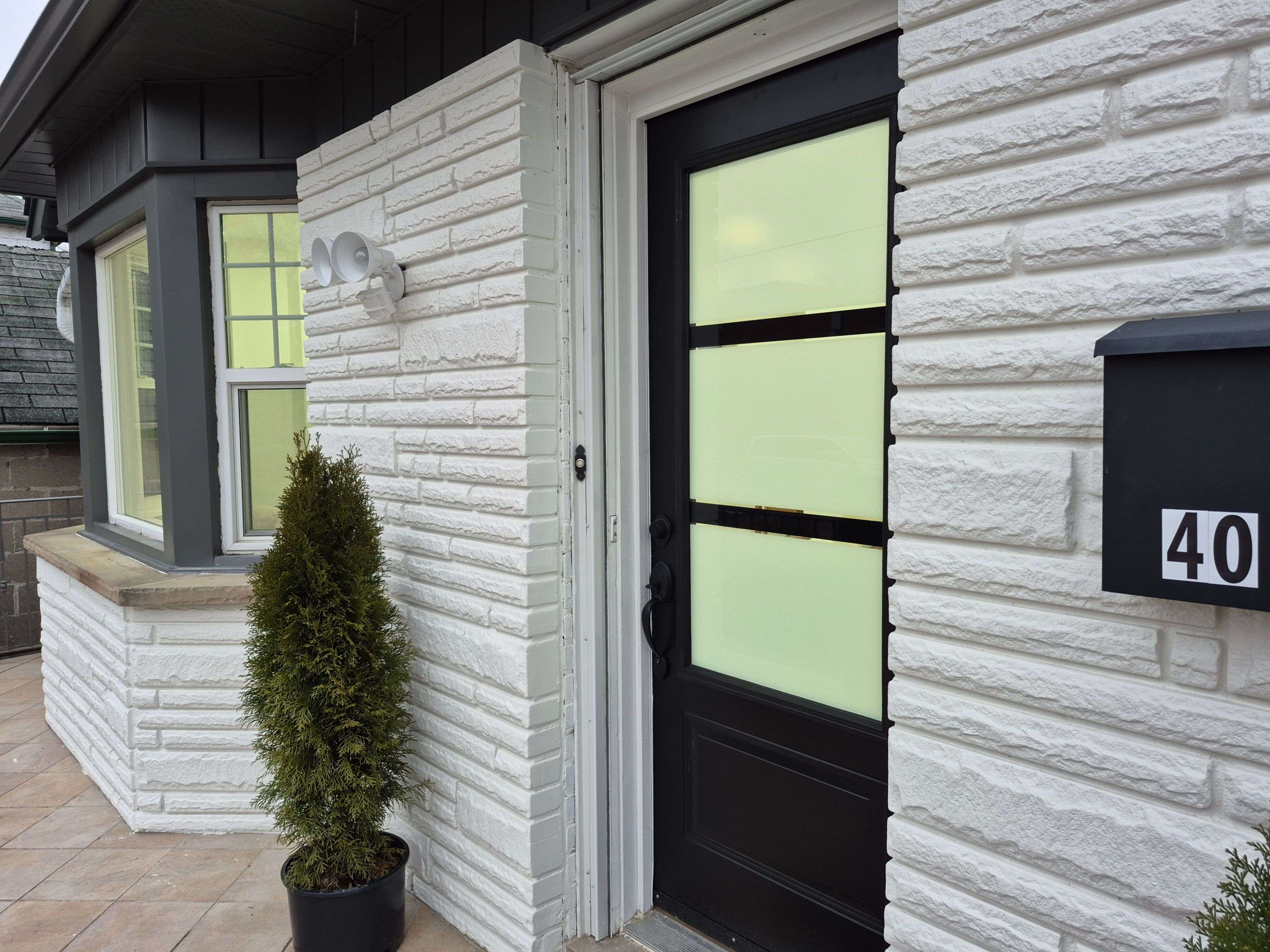 Toronto E03, ON M4J 4G8,40 Leroy AVE