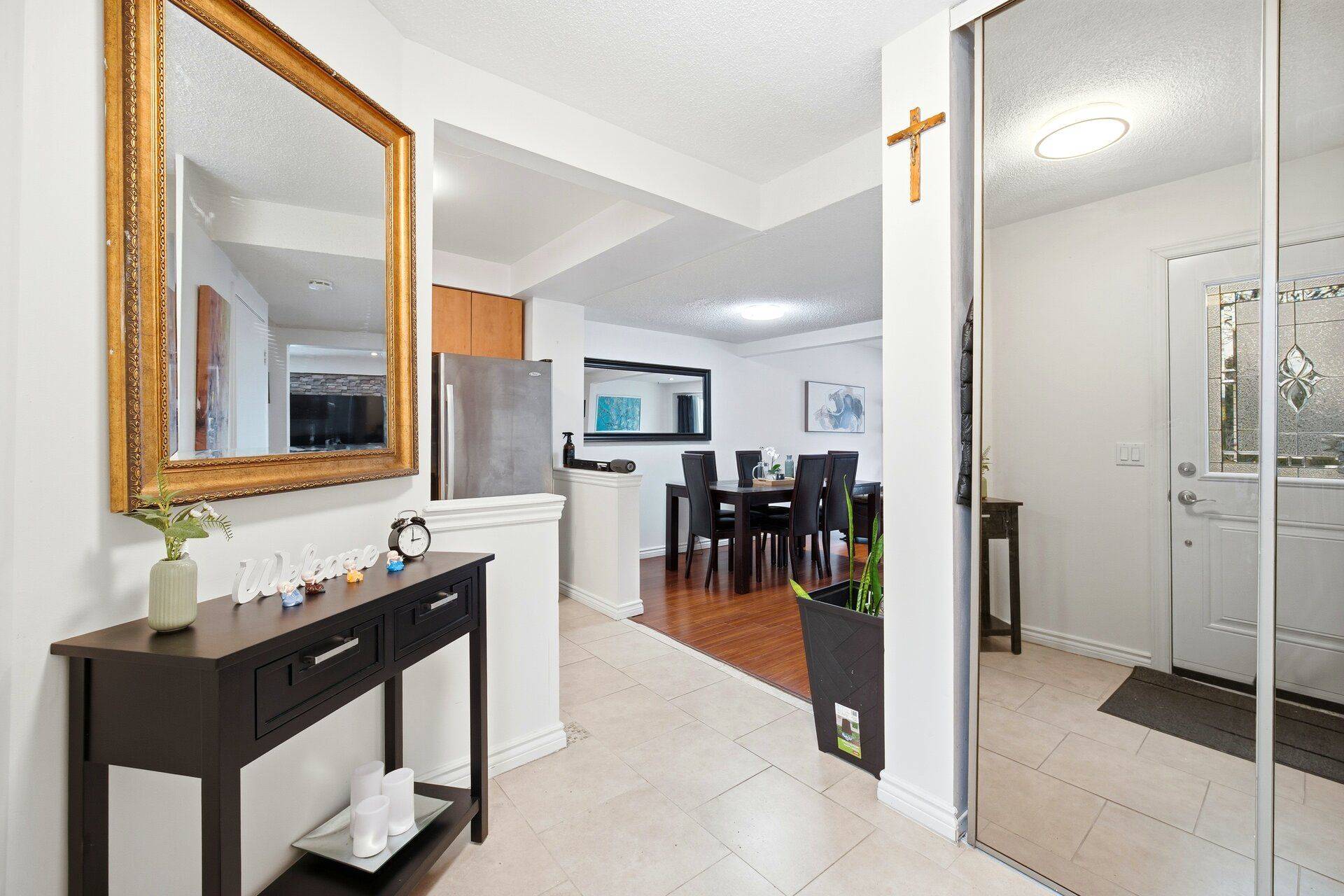 Toronto E11, ON M1B 3C9,20 Keon PL