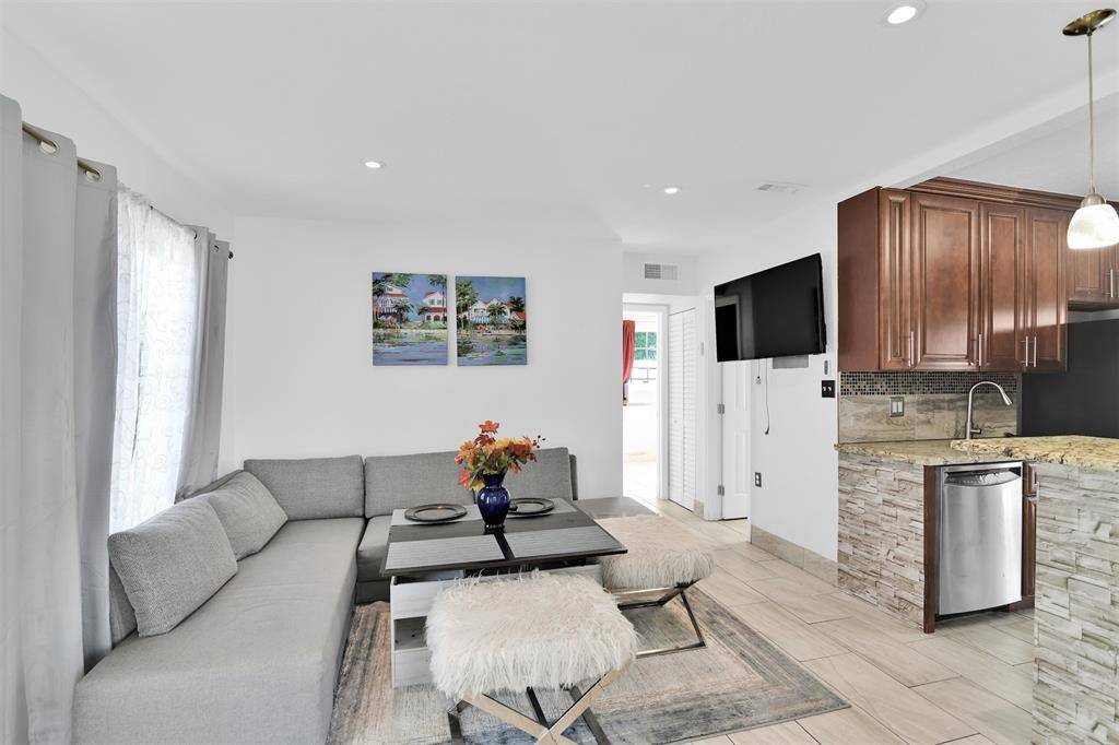 Pompano Beach, FL 33064,1814 NE 53rd Ct