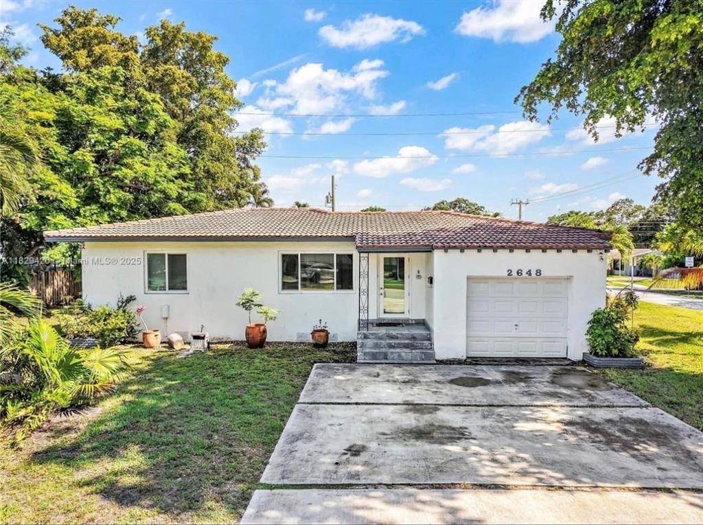 Hollywood, FL 33020,2648 Cleveland St #1