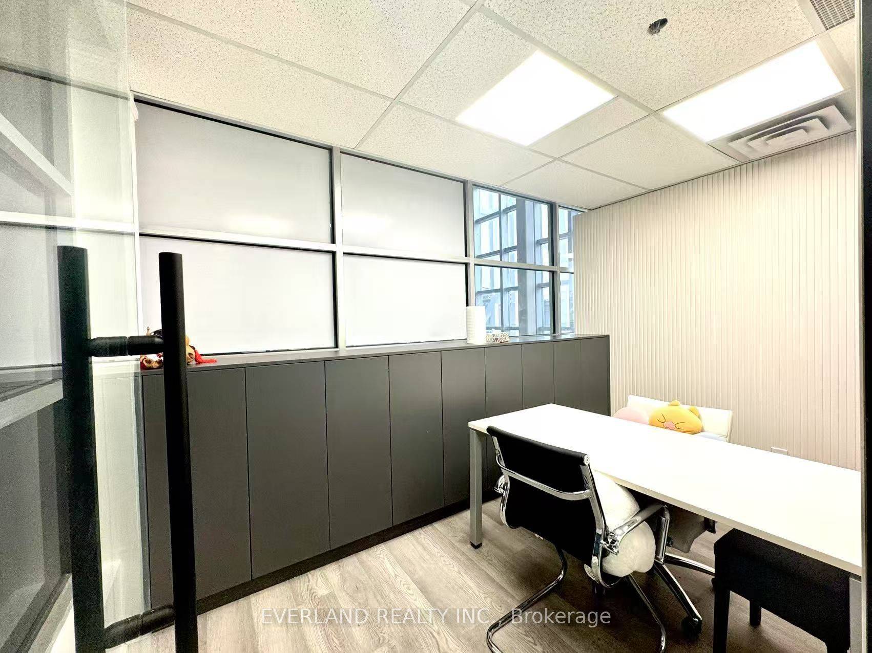 Markham, ON L3R 0N8,7077 Kennedy RD #204