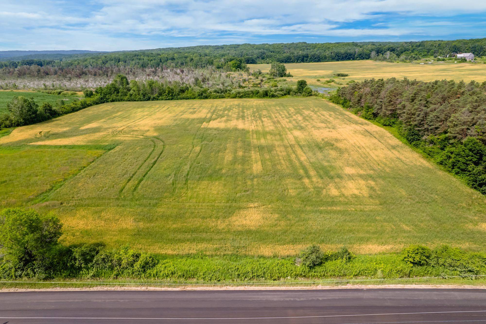 Penetanguishene, ON L9M 2C8,584 Curry RD