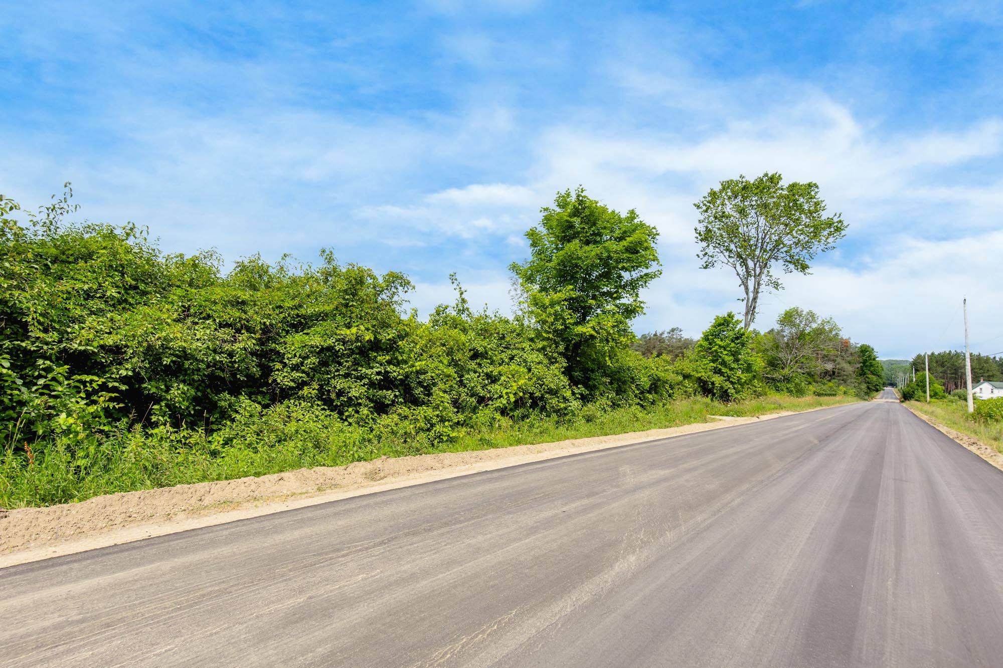 Penetanguishene, ON L9M 2C8,584 Curry RD