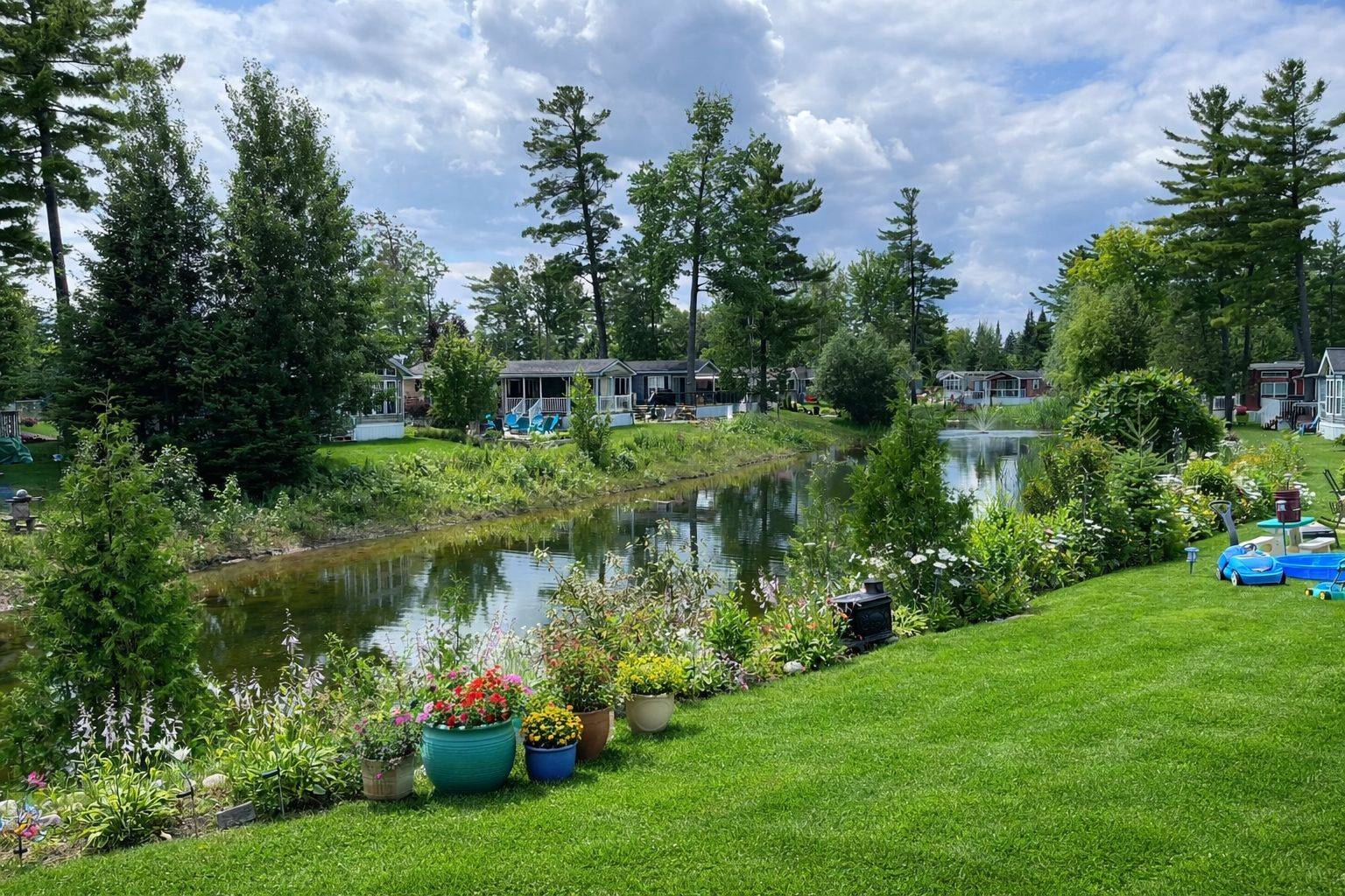 Wasaga Beach, ON L9Z 1X7,15 Kenora TRL