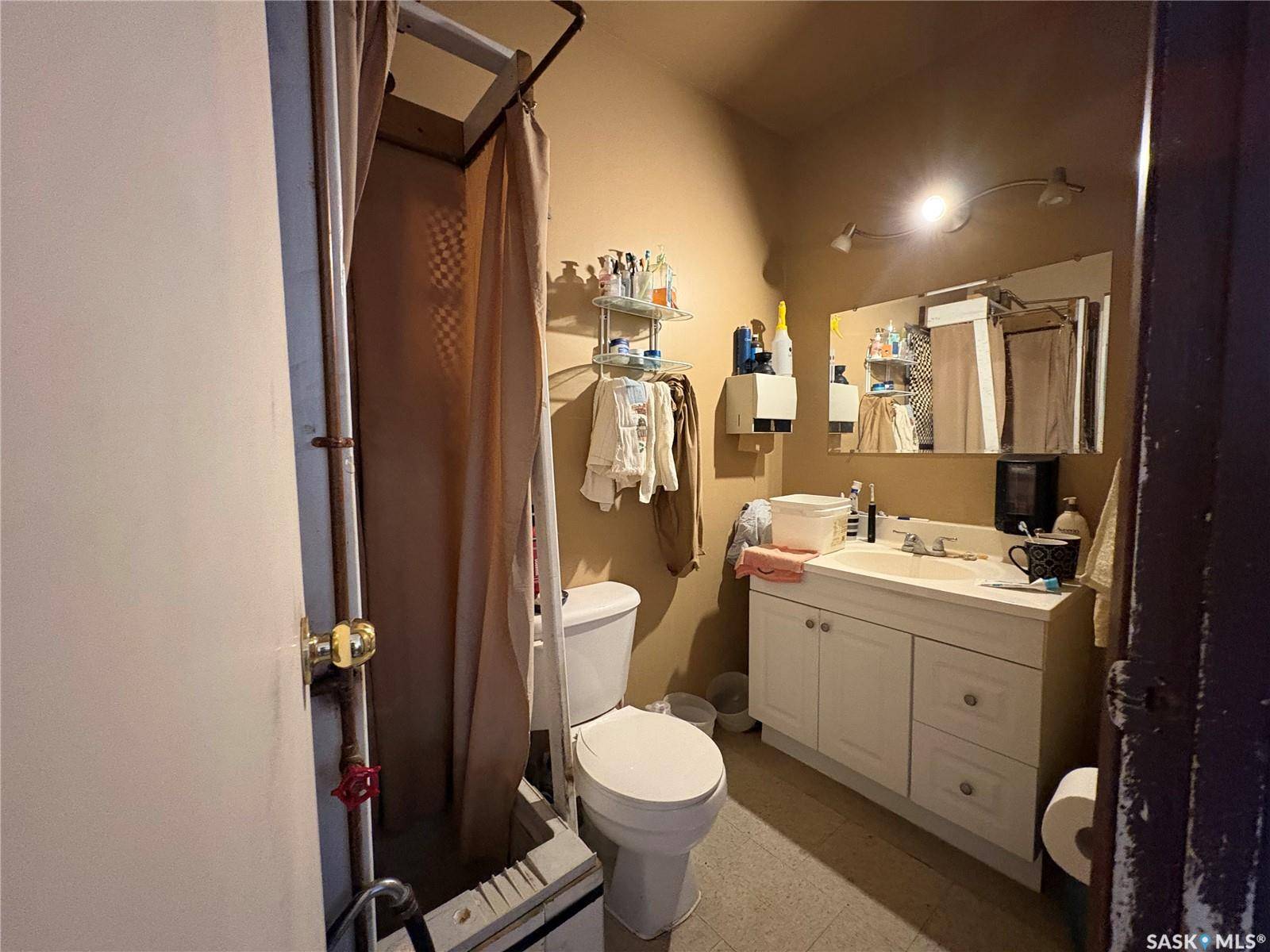 Quill Lake, SK S0A 3E0,67 Main STREET