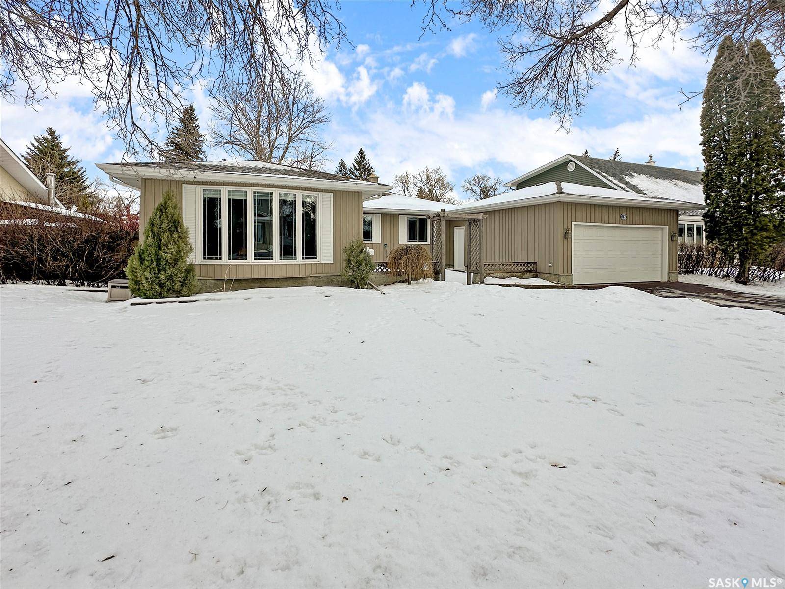 Regina, SK S5S 6J8,19 Marquis CRESCENT