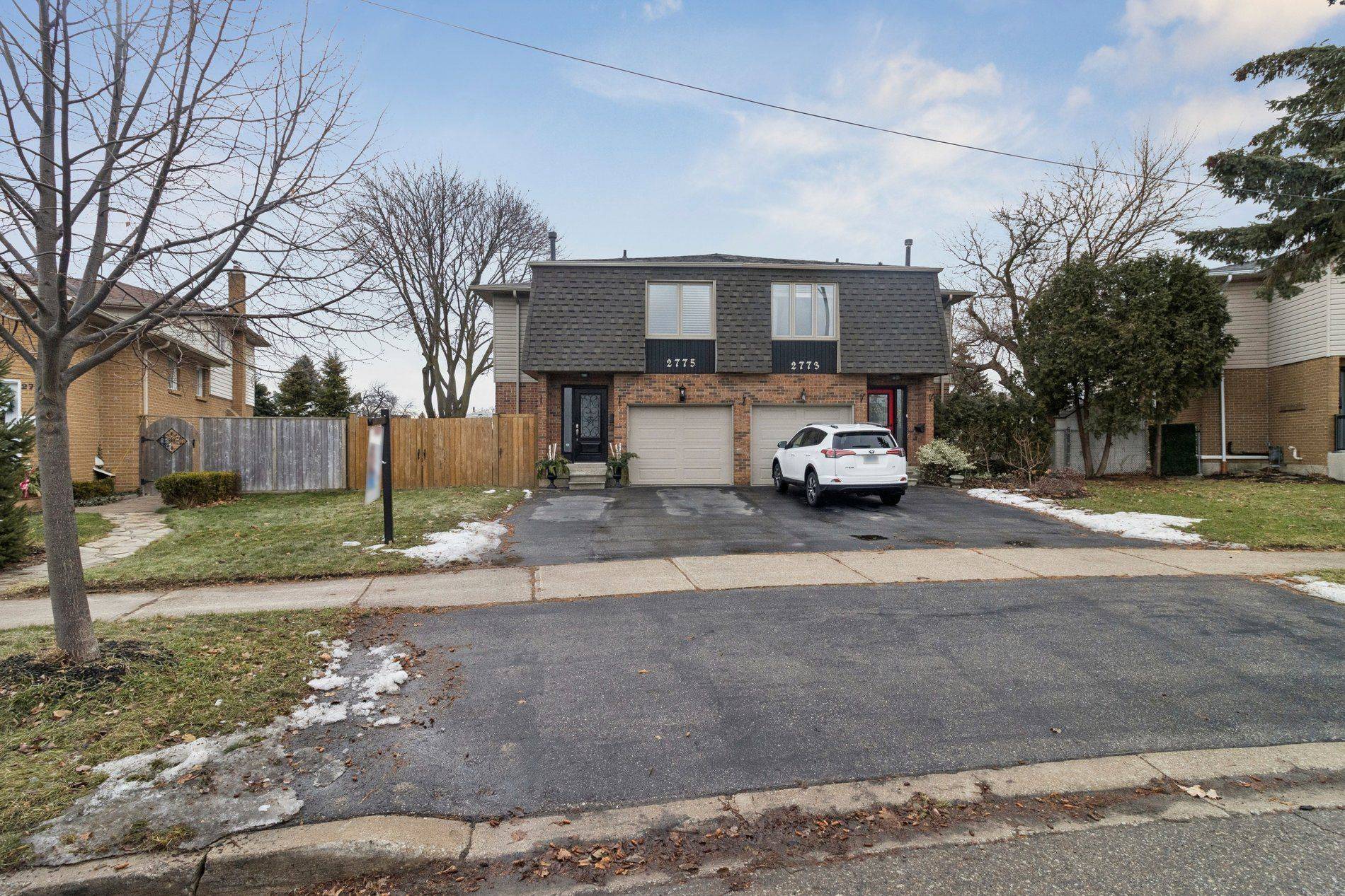 Mississauga, ON L5L 1T4,2775 Windjammer RD