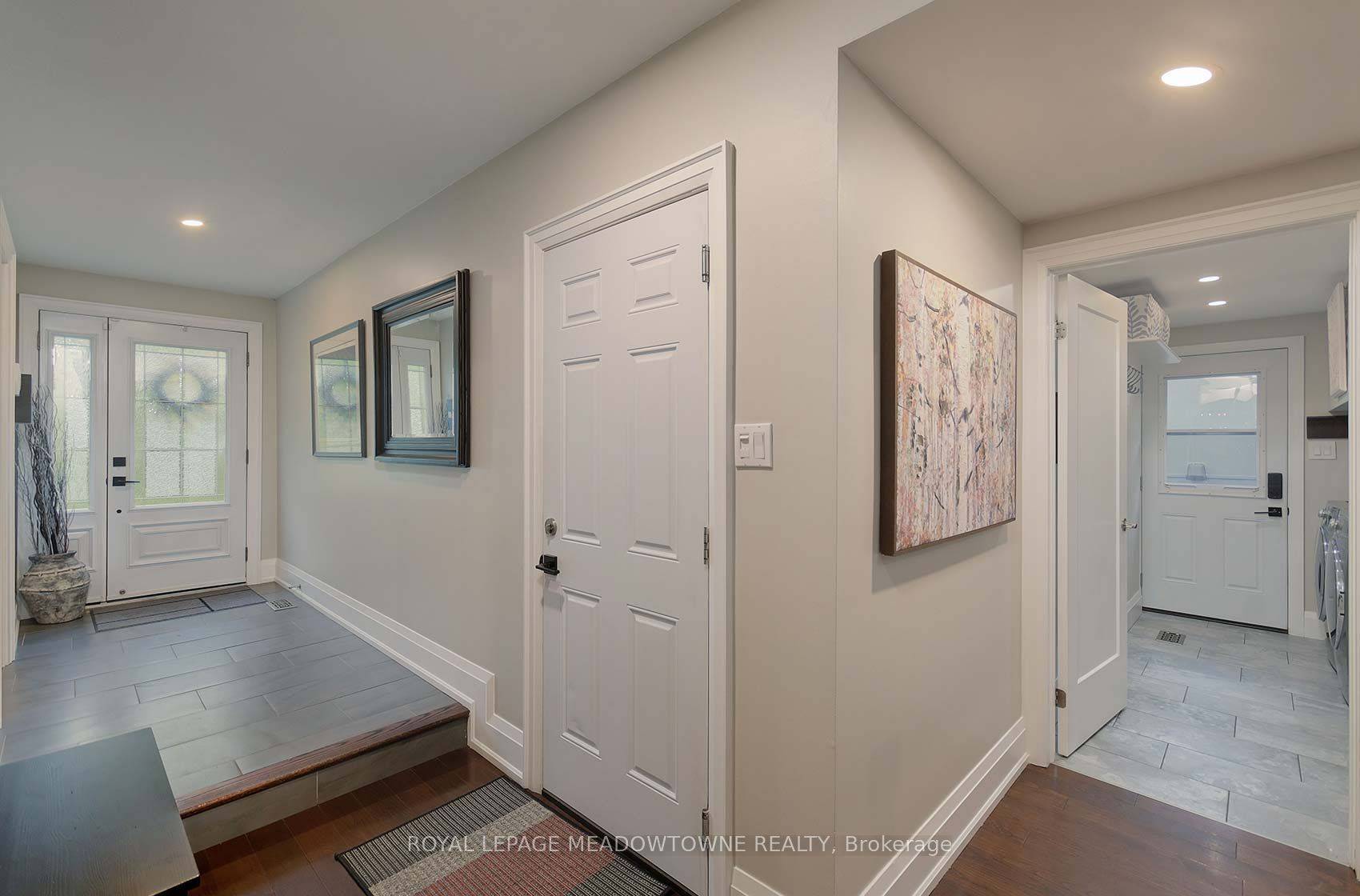 Mississauga, ON L5L 2H9,2818 Folkway DR