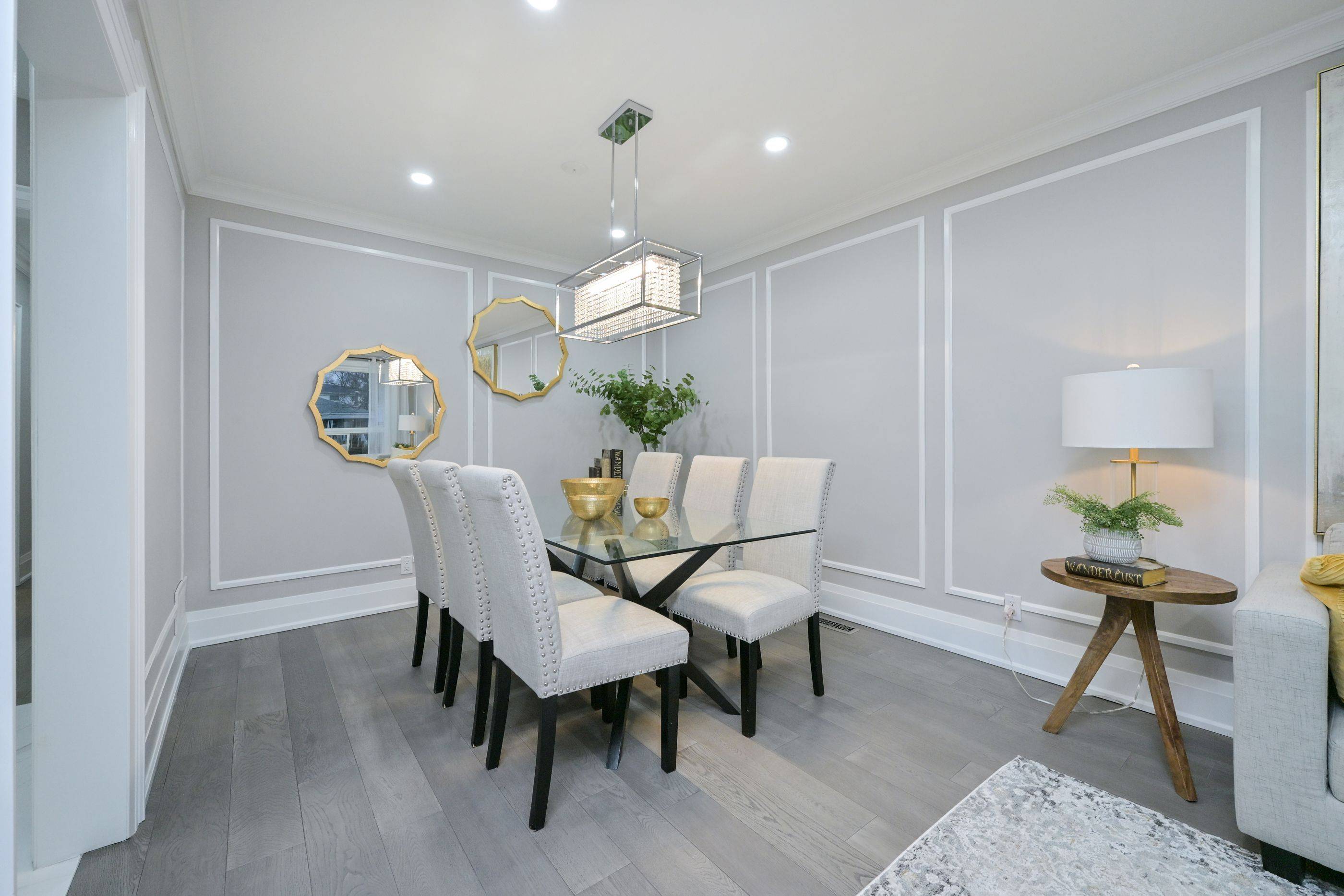 Mississauga, ON L5C 1N7,1316 Erinmore DR