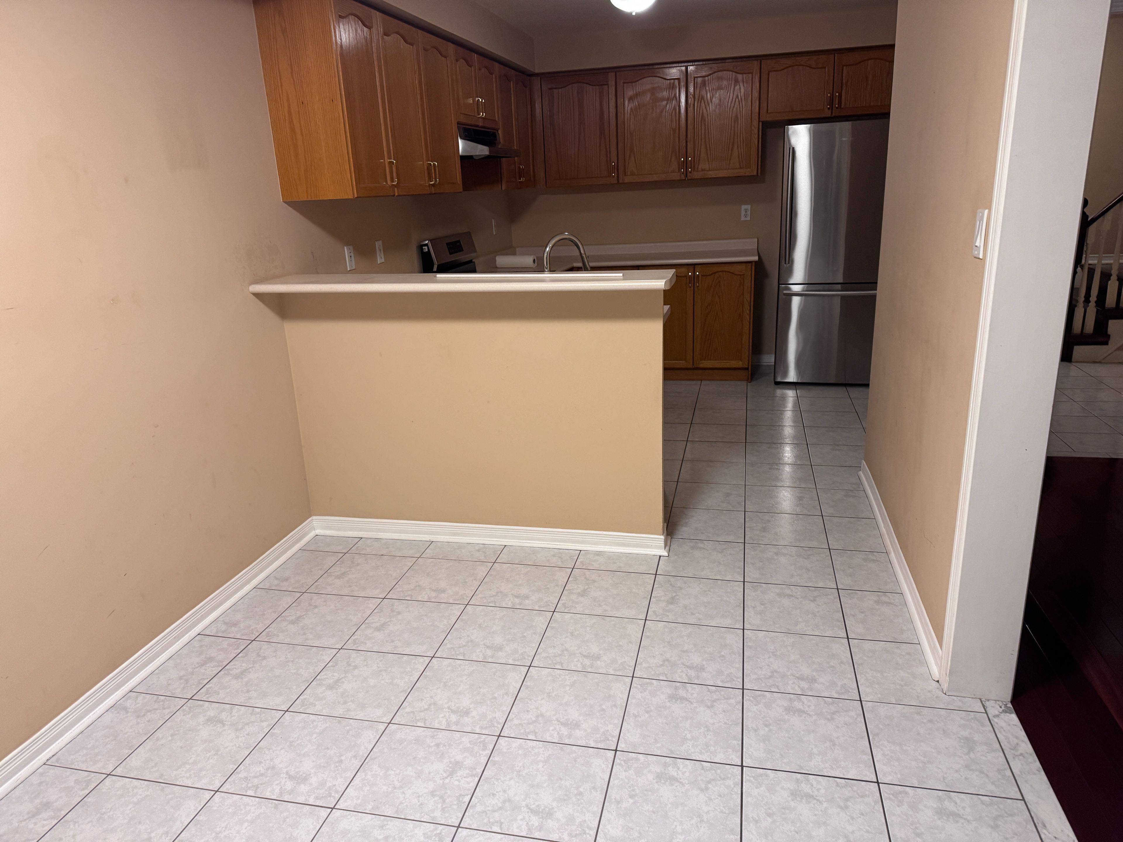 Oakville, ON L6M 4B1,2265 Hummingbird WAY