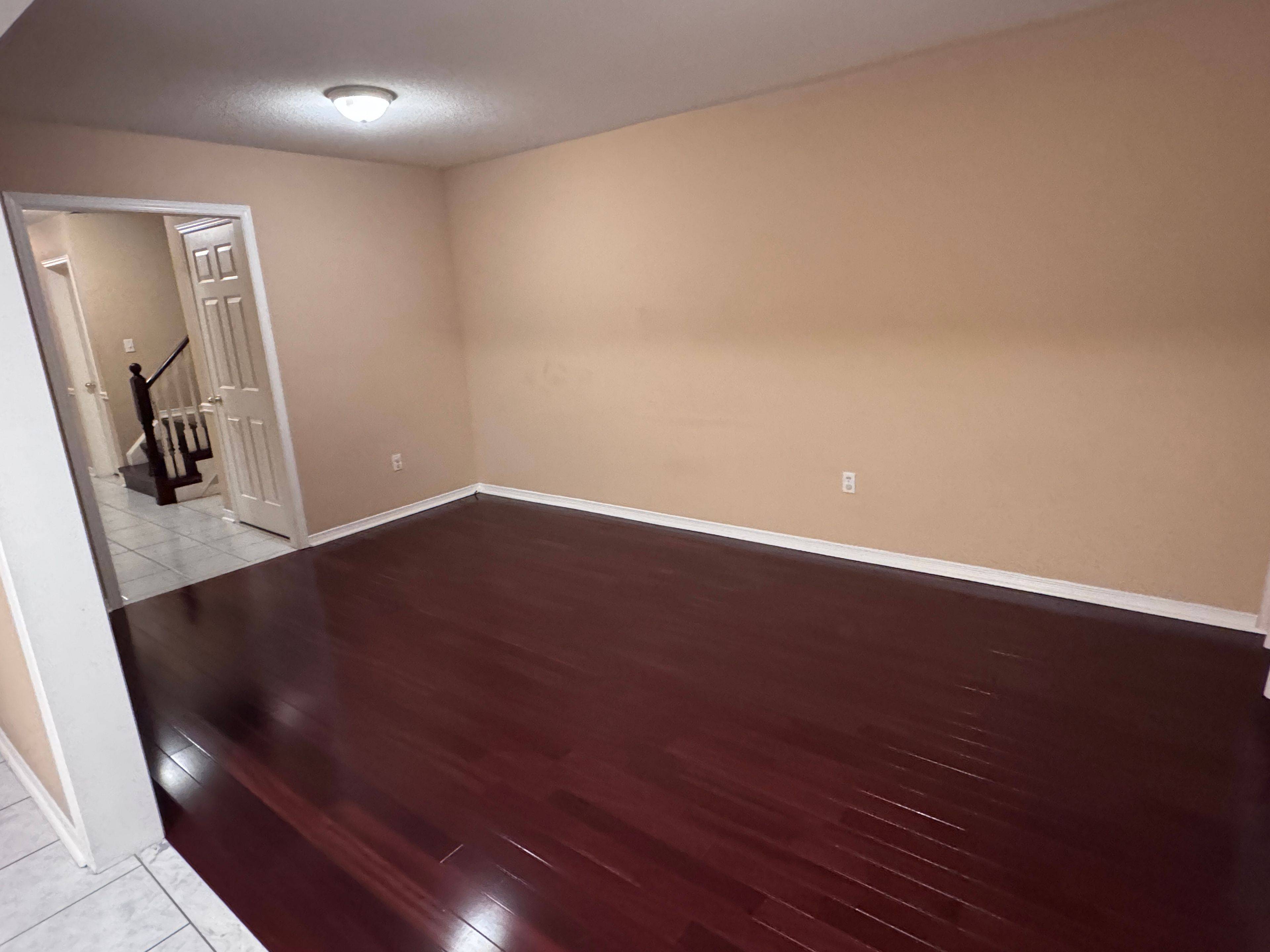 Oakville, ON L6M 4B1,2265 Hummingbird WAY