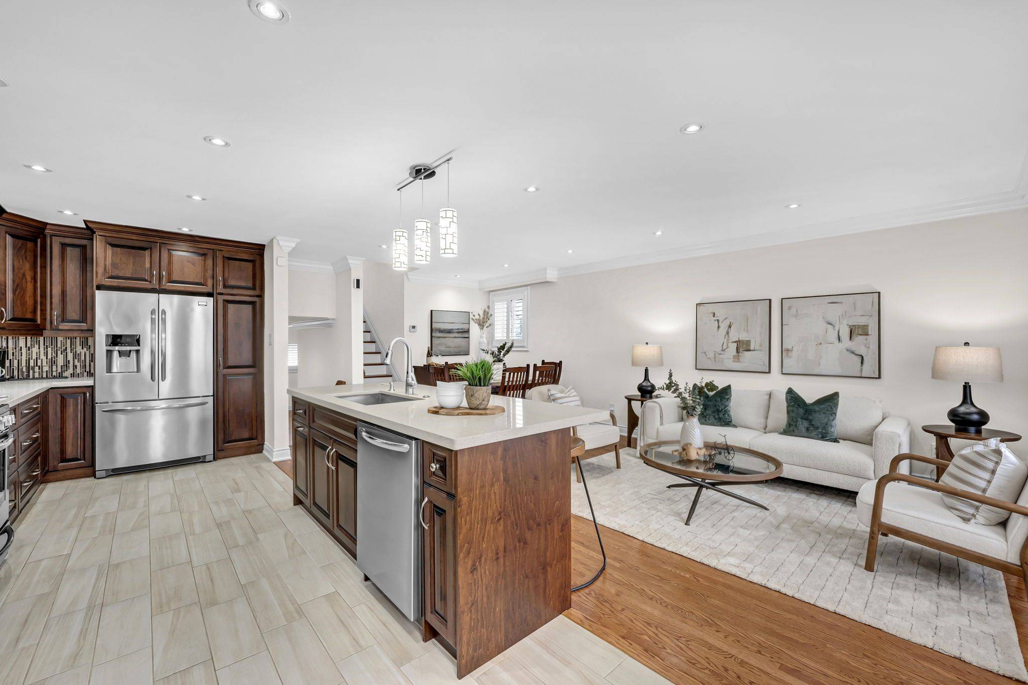 Mississauga, ON L5A 3L6,3582 Nadine CRES