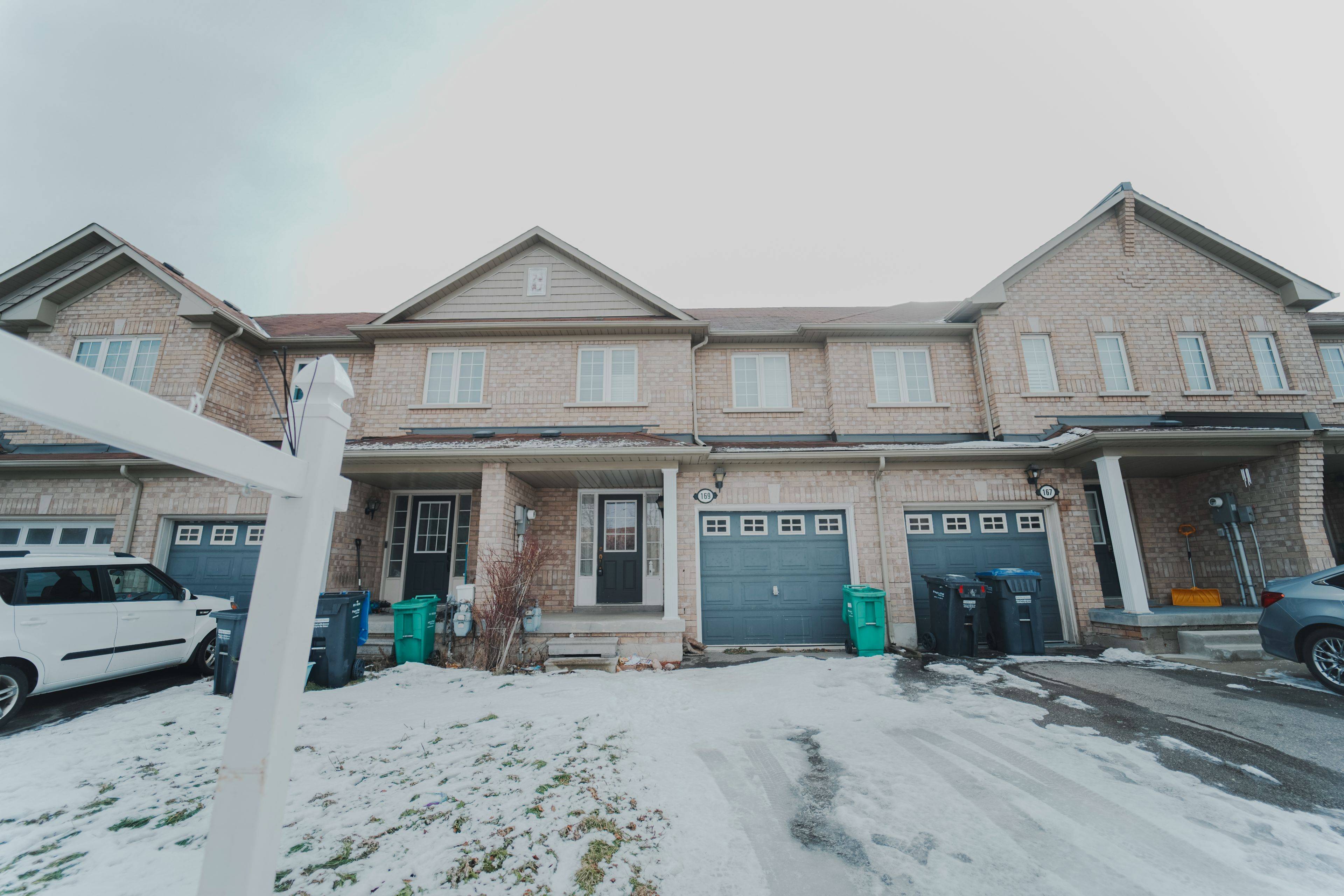 Brampton, ON L6X 0K6,169 Crystal Glen CRES