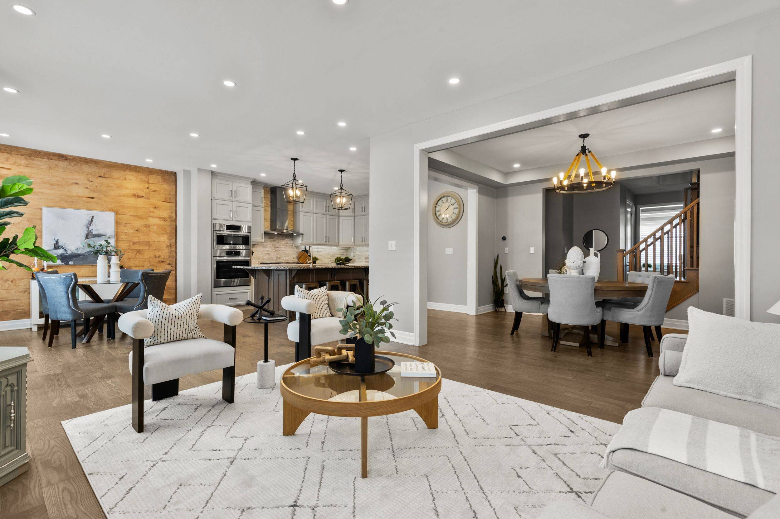 Milton, ON L9E 1G7,136 HATT CT