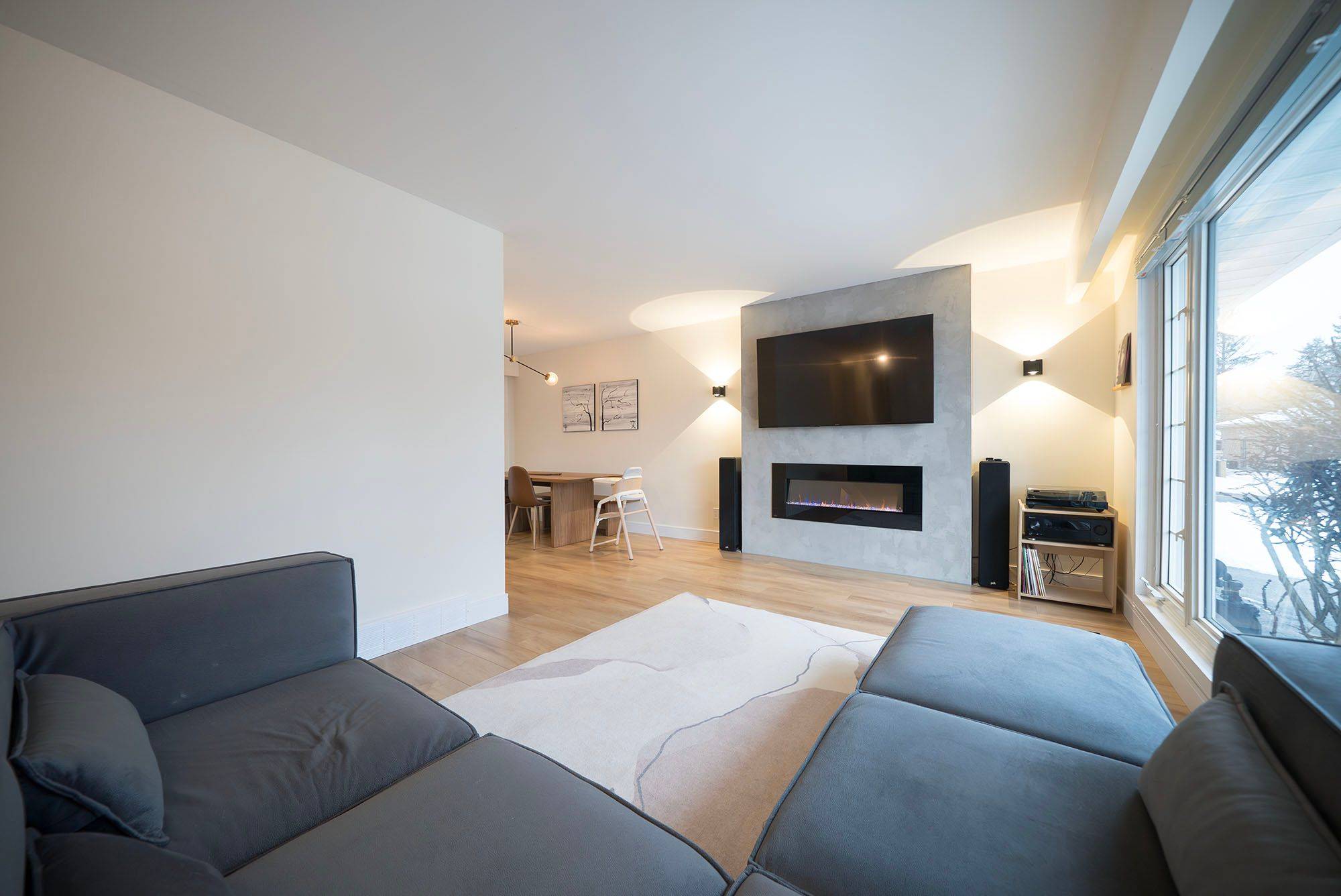 Norfolk, ON N3Y 3E7,2 Grenada DR