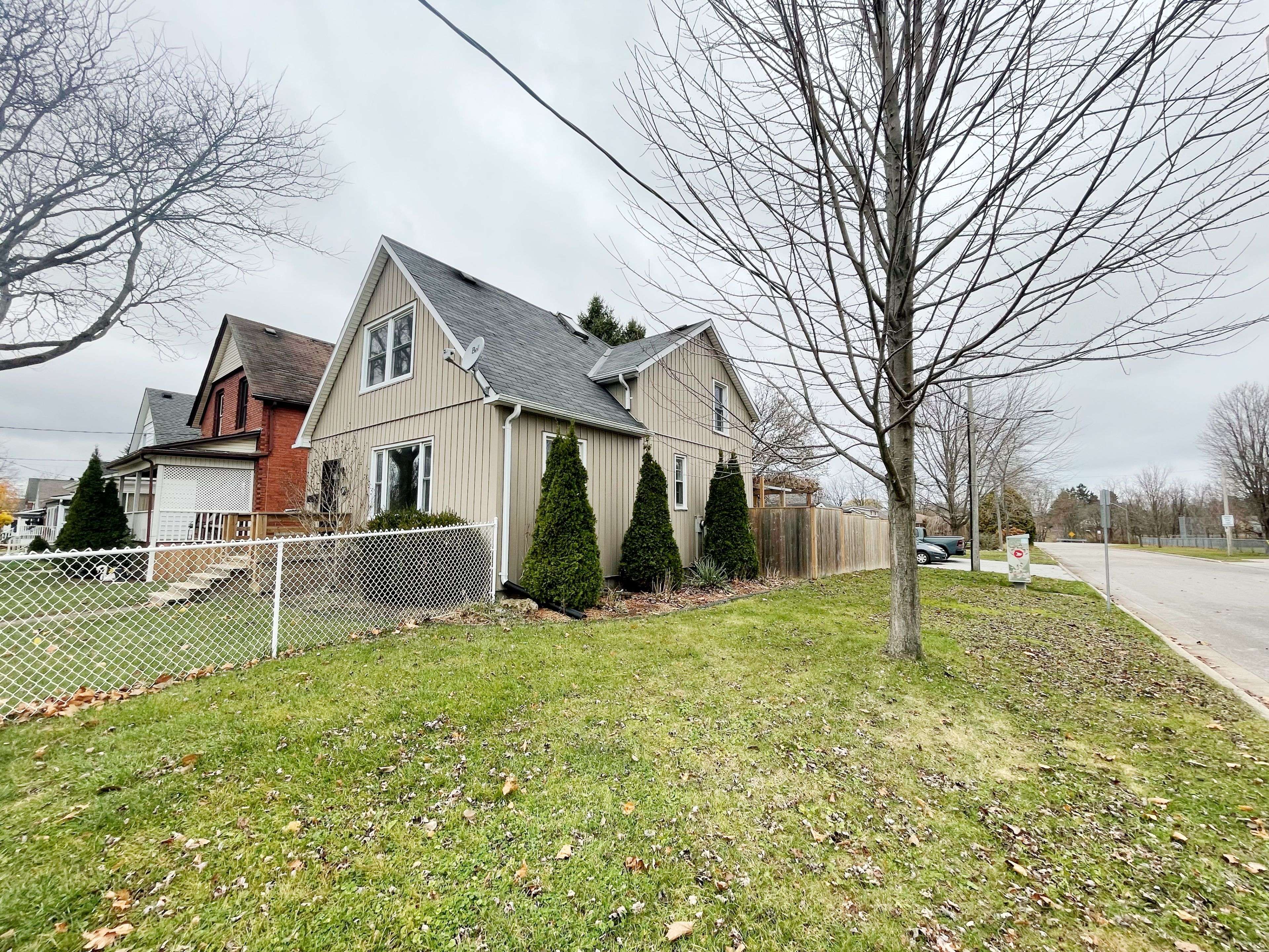 St. Thomas, ON N5P 1Y6,64 Edward ST