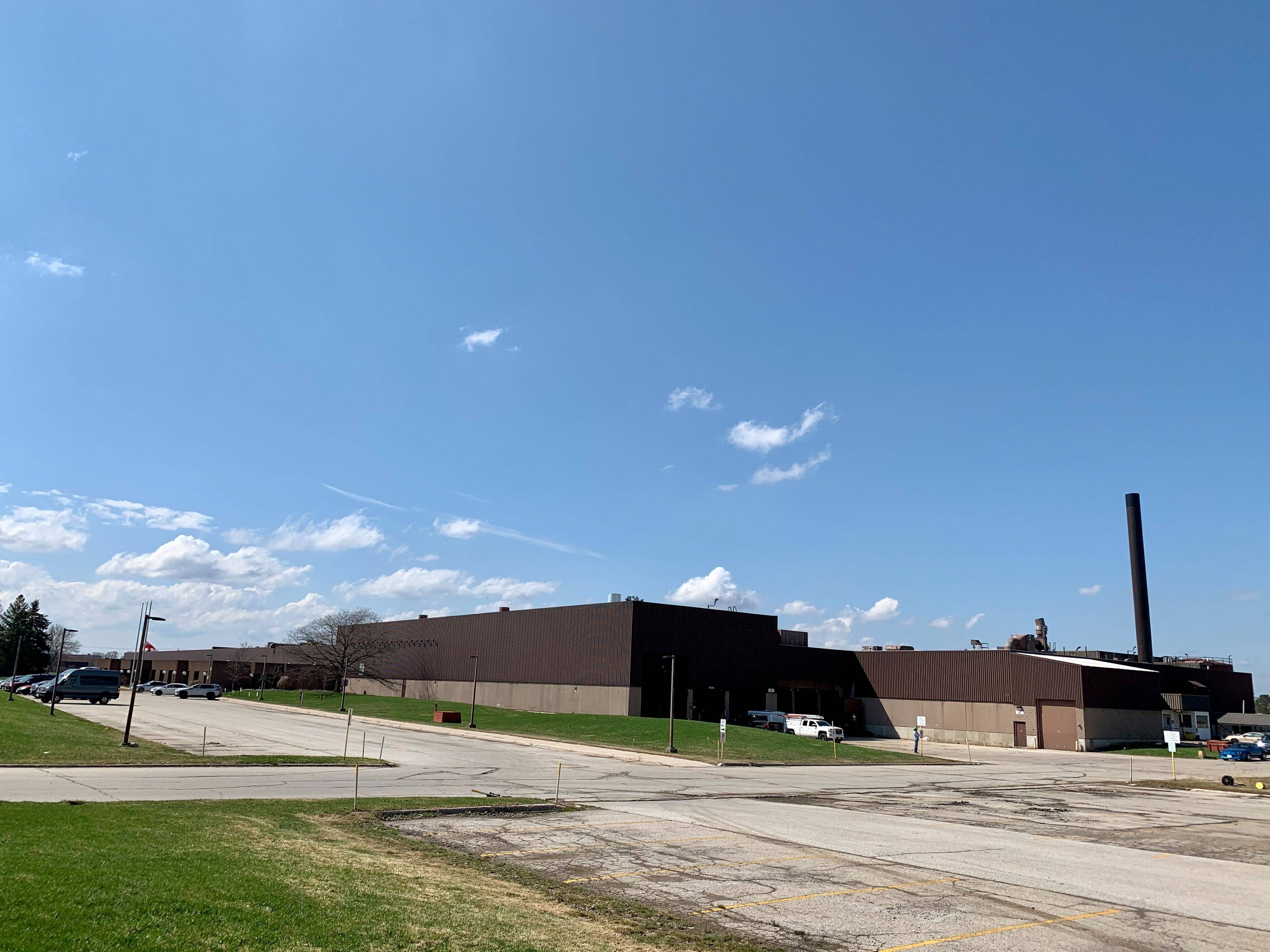 Owen Sound, ON N4K 1Z4,1800 17th ST E #4&6